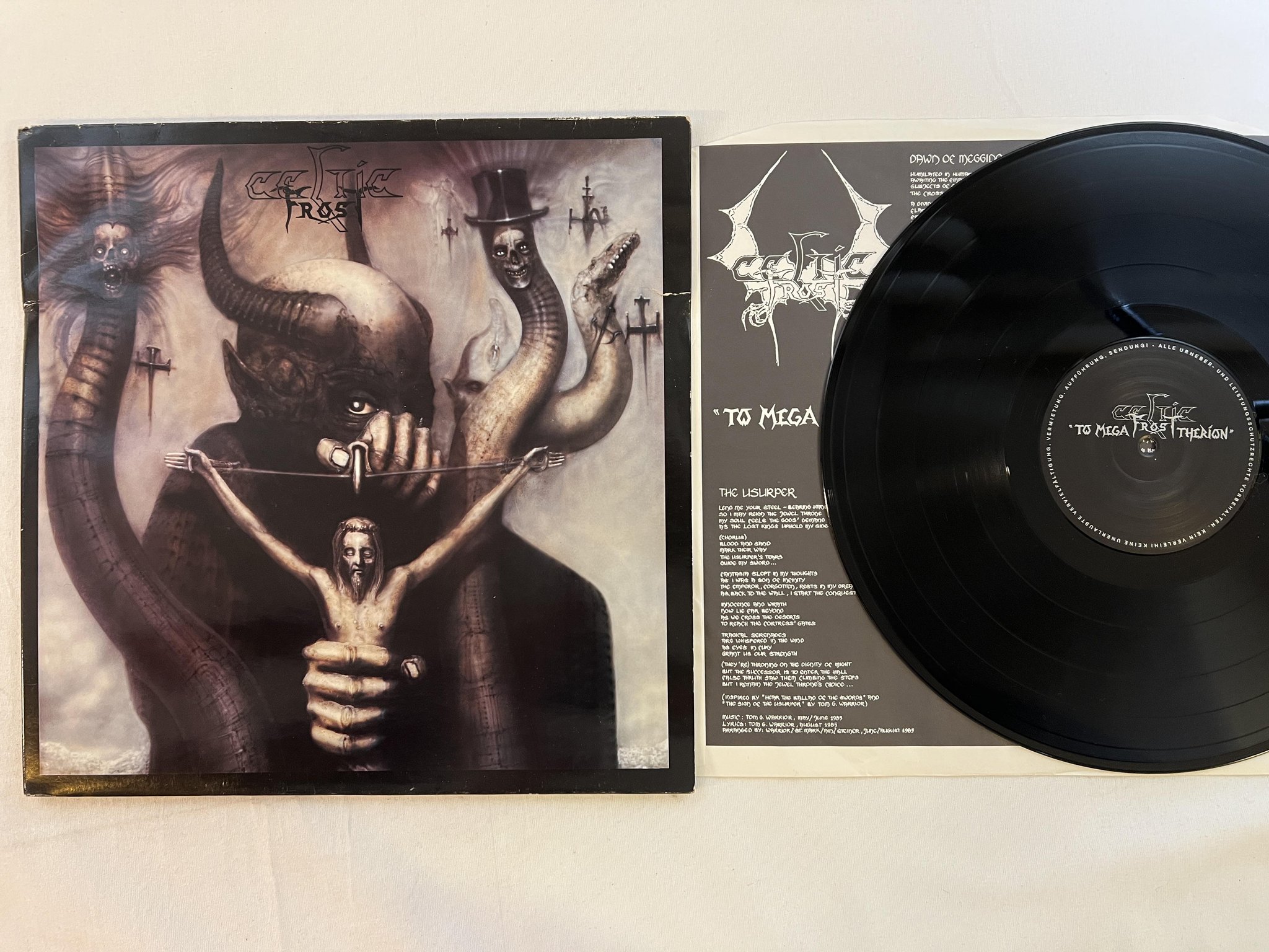 Omslagsbild för skivan CELTIC FROST To Mega Therion LP -85 Ger NOISE N 0031 black metal