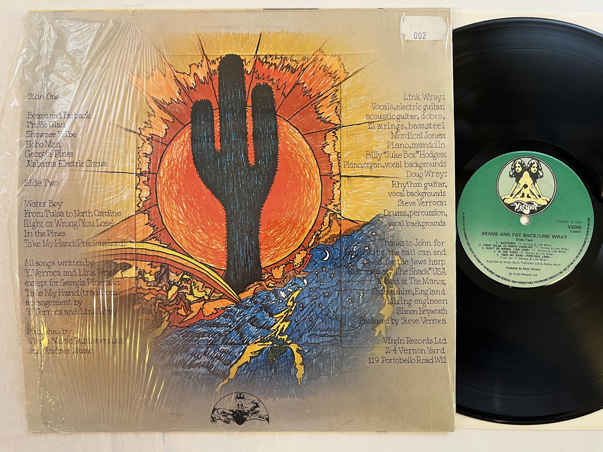 Omslagsbild för skivan LINK WRAY beans and fat back LP -73 UK VIRGIN V2006 w/ POSTER