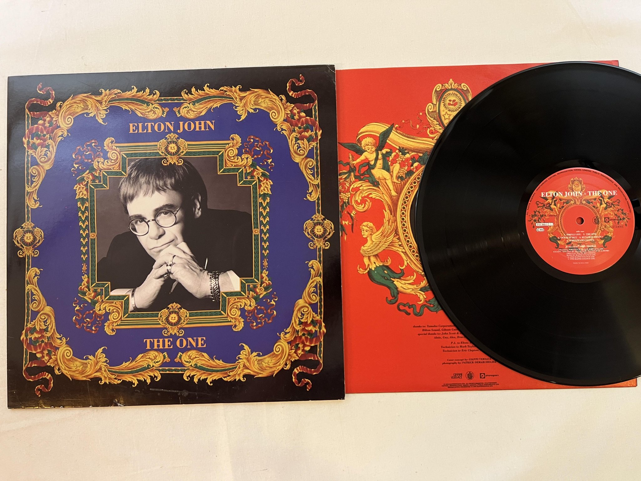 Omslagsbild för skivan ELTON JOHN the one LP -92 PHONOGRAM 512 360-1