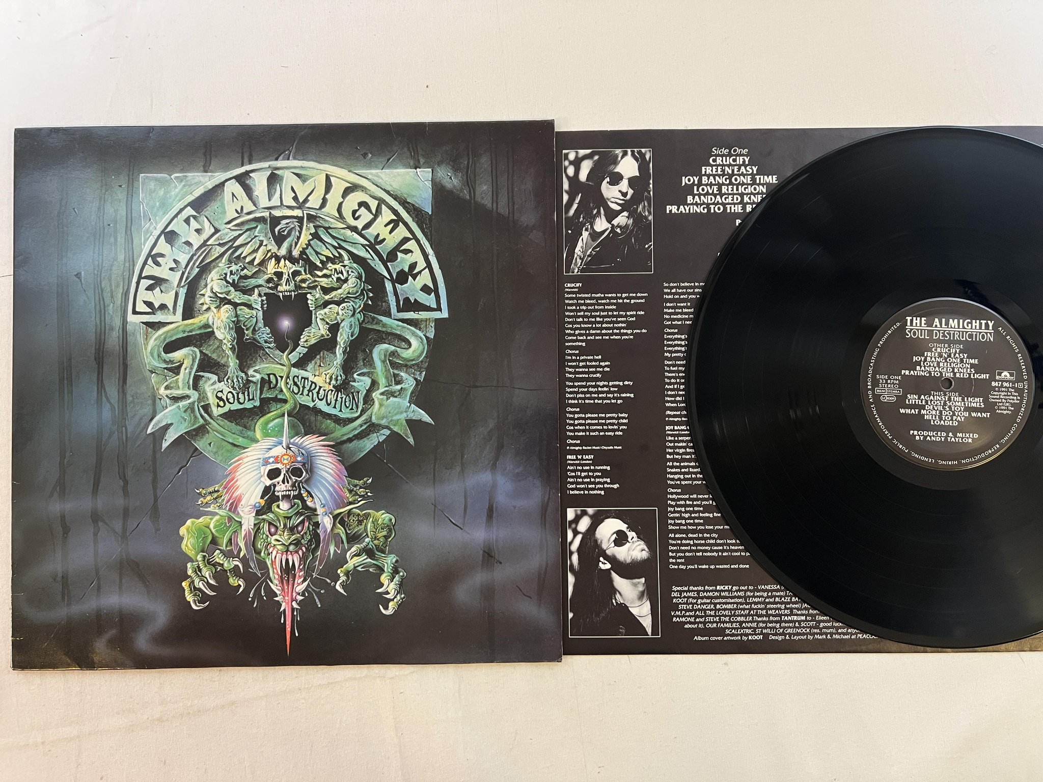 Omslagsbild för skivan THE ALMIGHTY Soul Destruction LP -91 EU POLYDOR 847 961-1