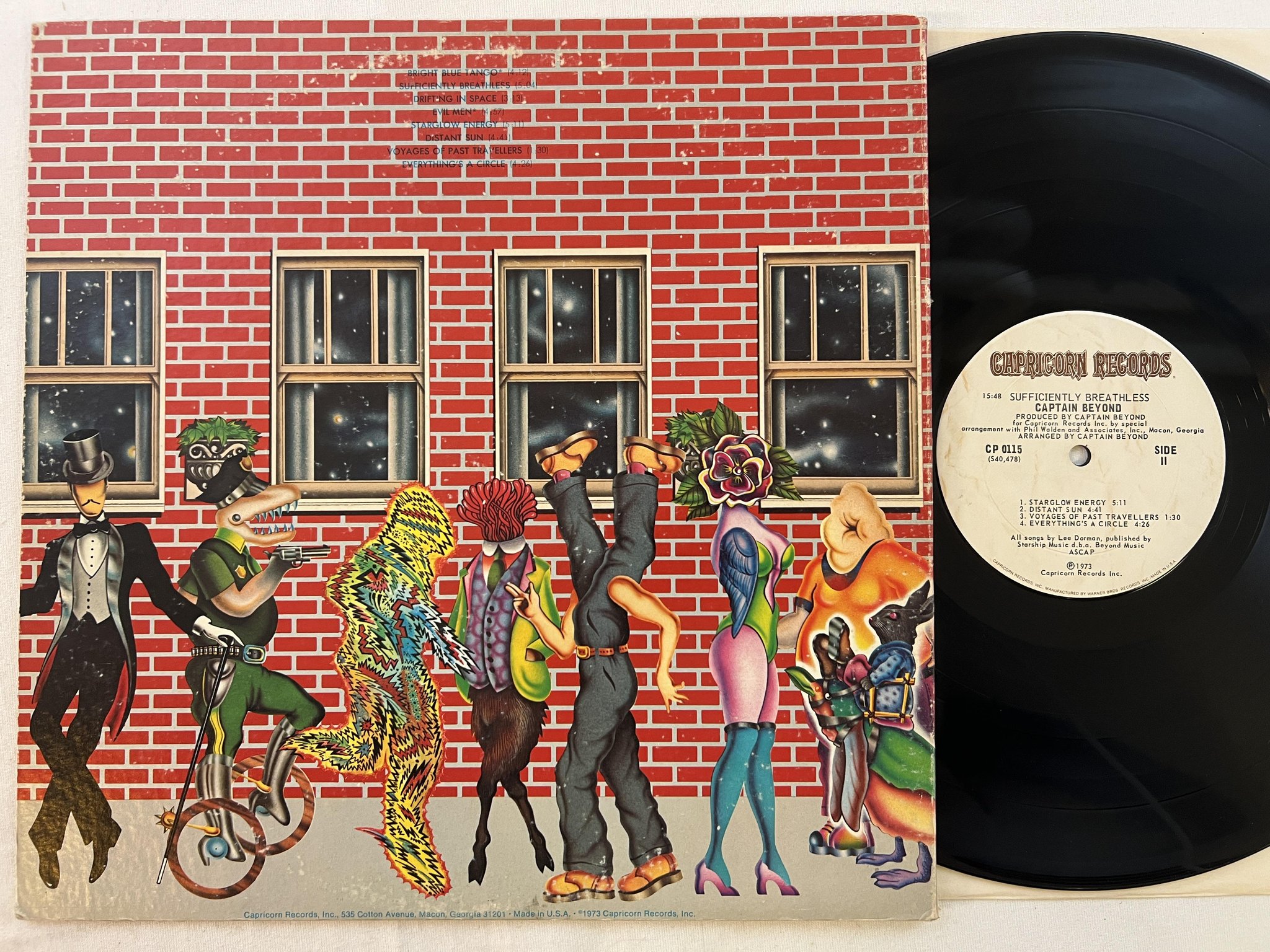 Omslagsbild för skivan CAPTAIN BEYOND sufficiently breathless LP -73 US CAPRICORN CP 0115