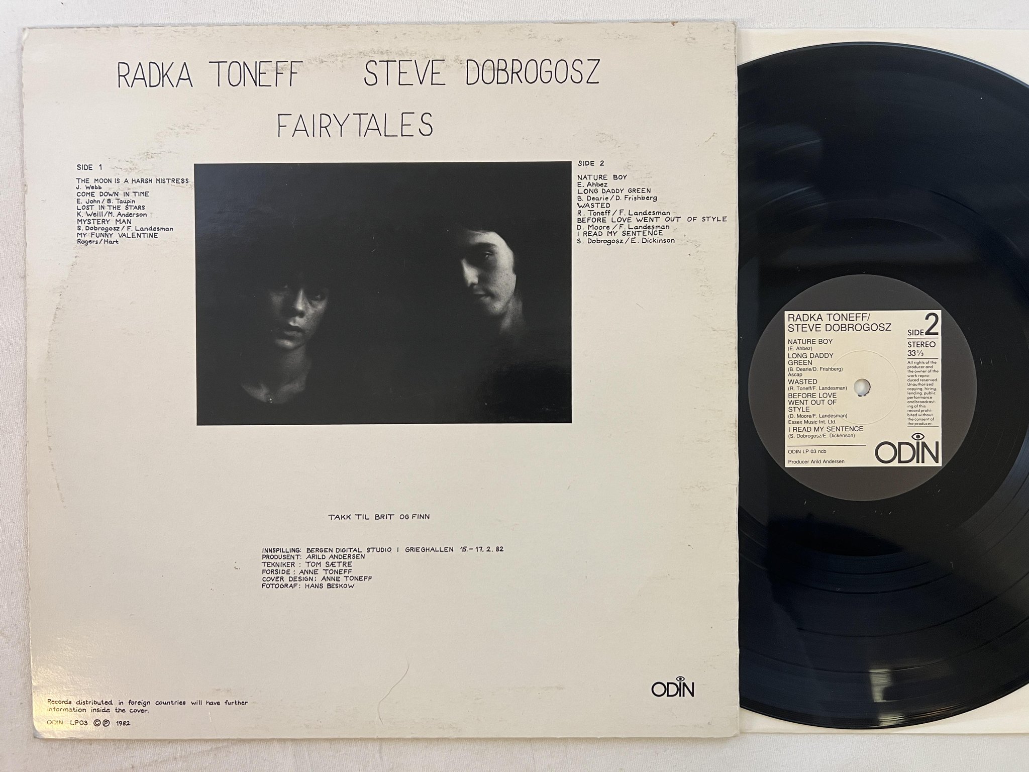 Omslagsbild för skivan RADKA TONEFF fairytales LP -82 Norway ODIN LP 03 jazz