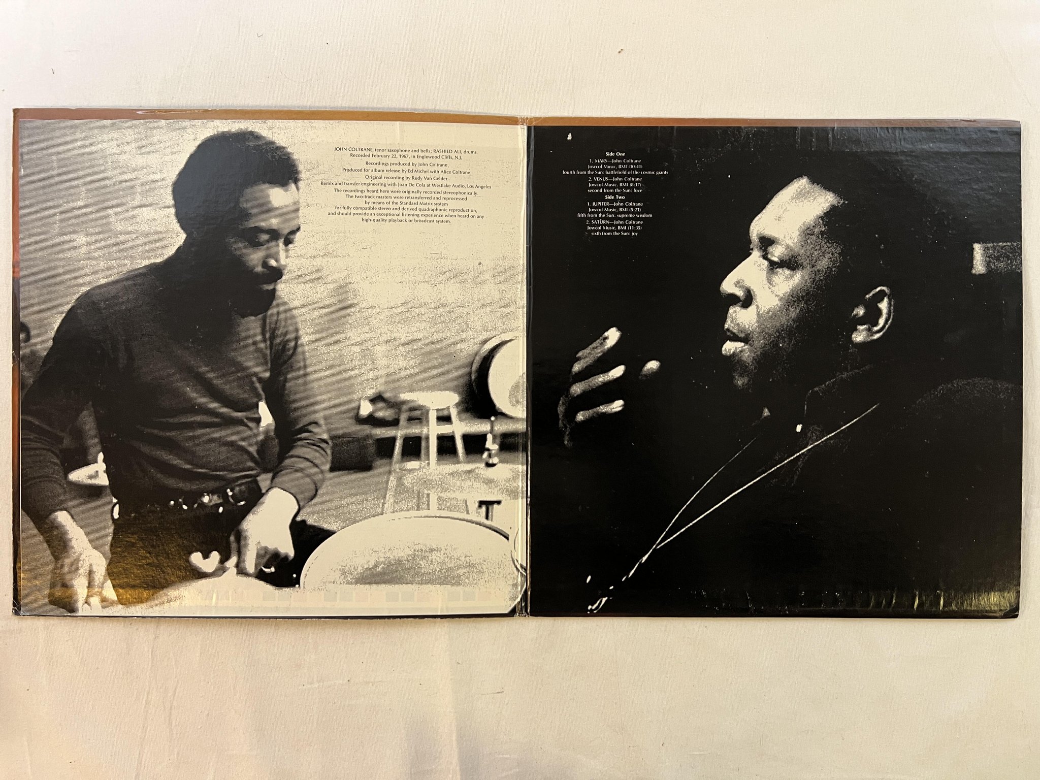 Omslagsbild för skivan JOHN COLTRANE interstellar space LP -74 US ABC/IMPULSE ASD 9277