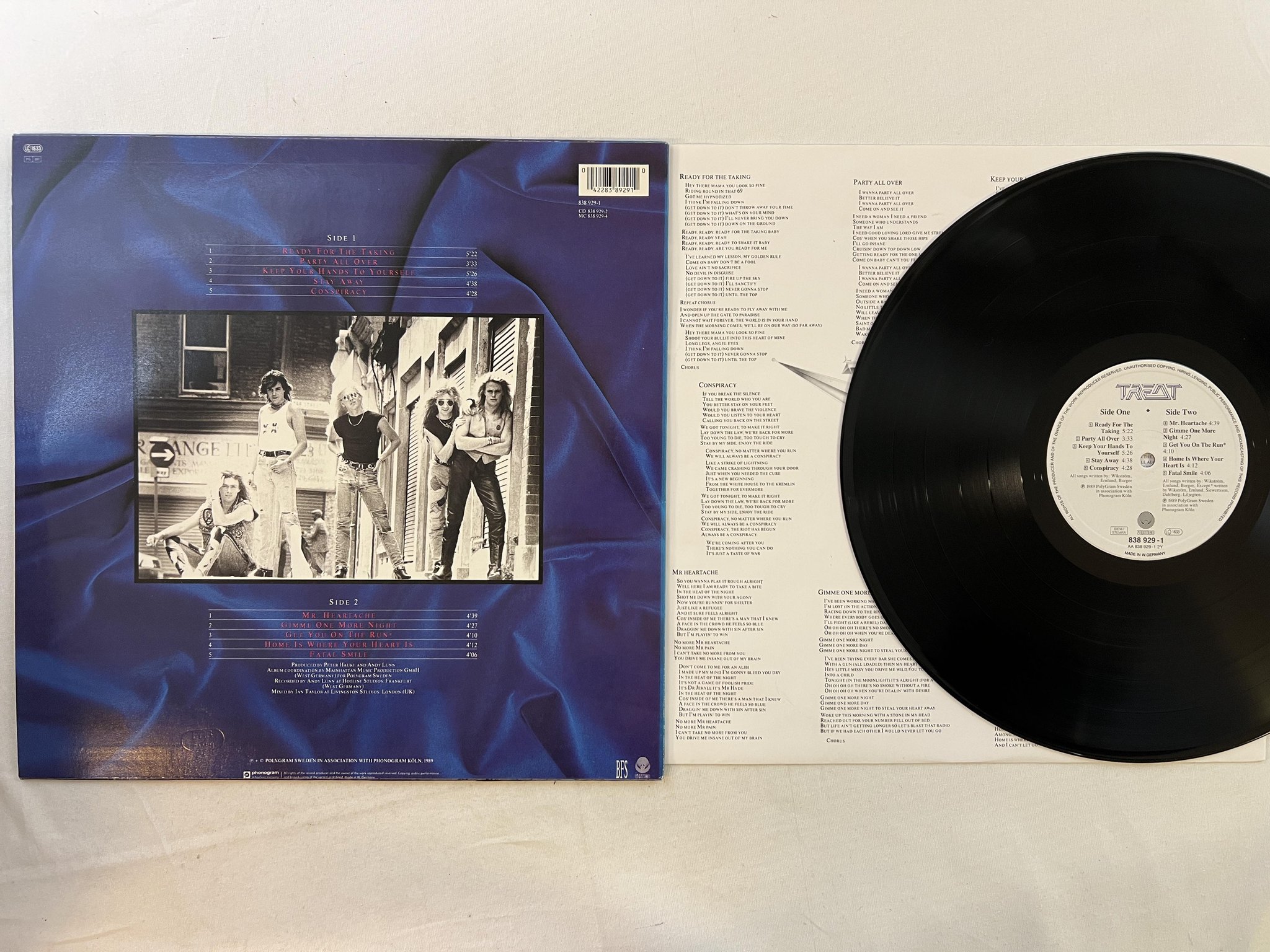 Omslagsbild för skivan TREAT Organized Crime LP -89 Ger VERTIGO 838 929-1