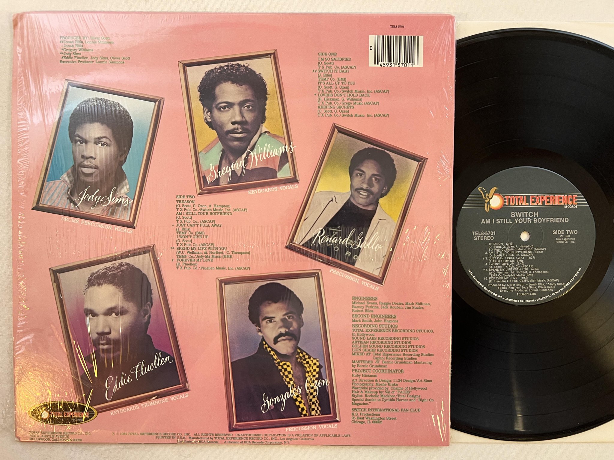 Omslagsbild för skivan SWITCH am I still your boyfriend LP -84 US TOTAL EXPERIENCE TEL8-5701