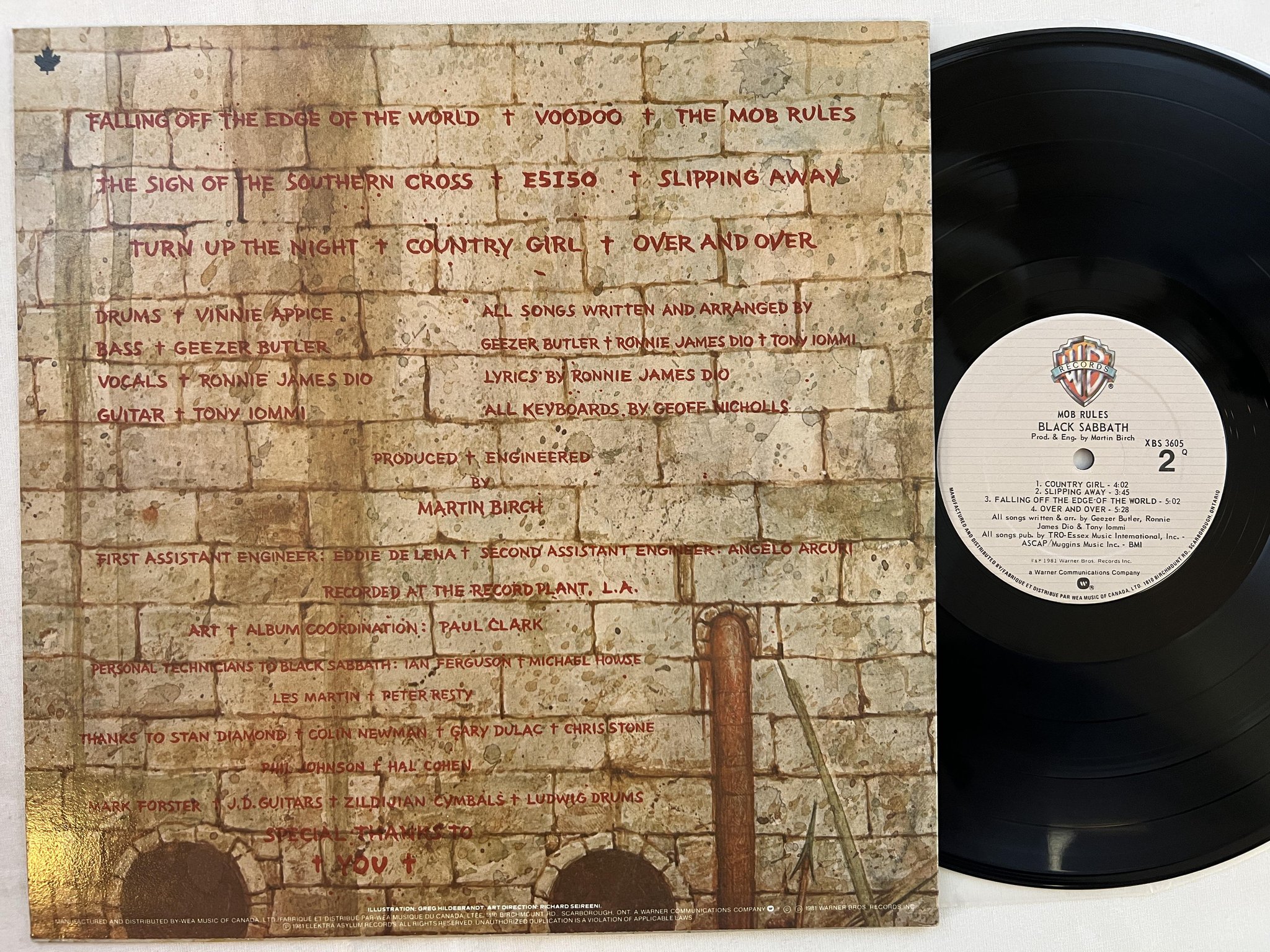 Omslagsbild för skivan BLACK SABBATH mob rules LP -81 Can WARNER BROS XBS 3605