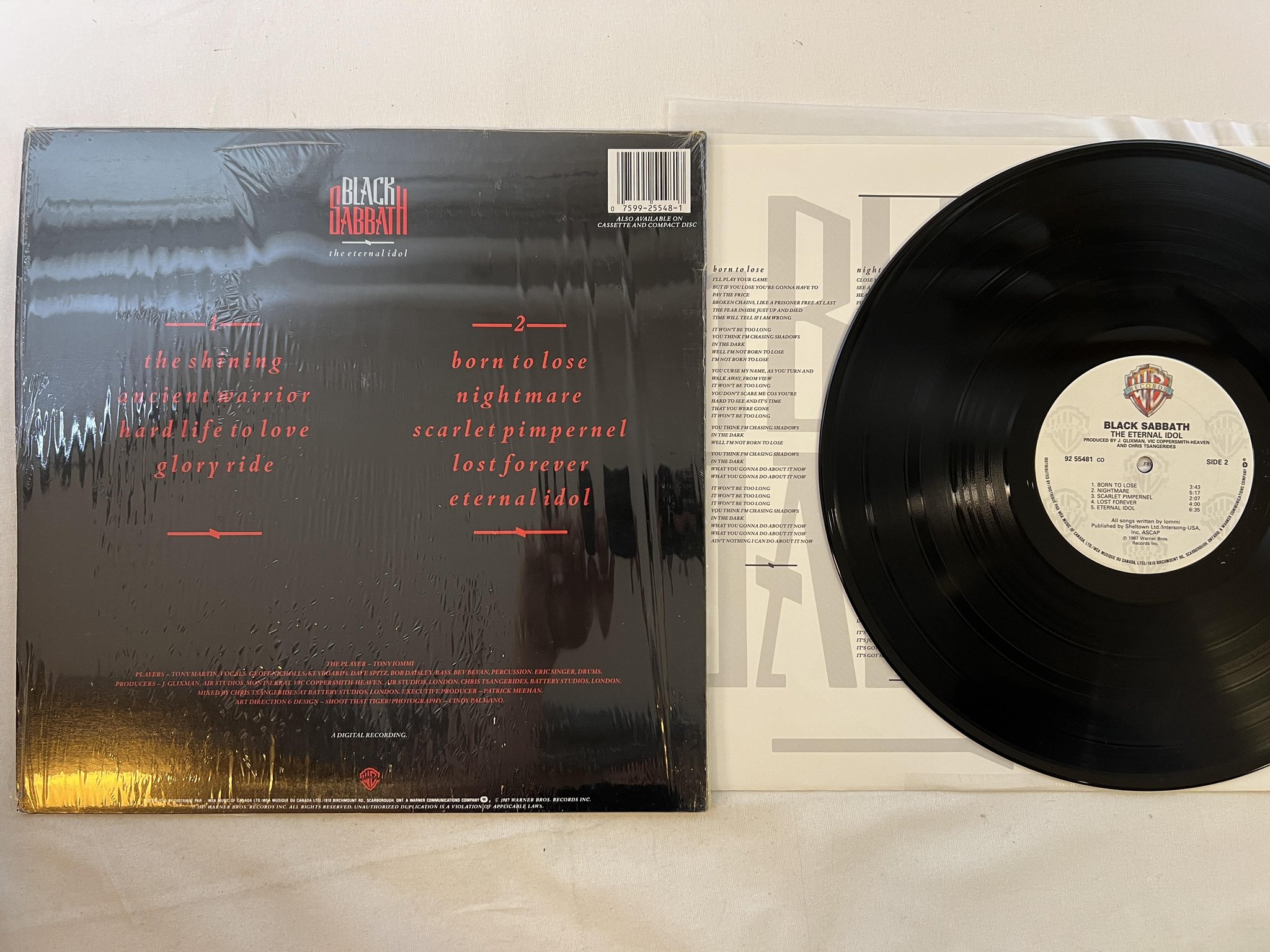 Omslagsbild för skivan BLACK SABBATH the eternal idol LP -87 Can WARNER BROS 92 55481