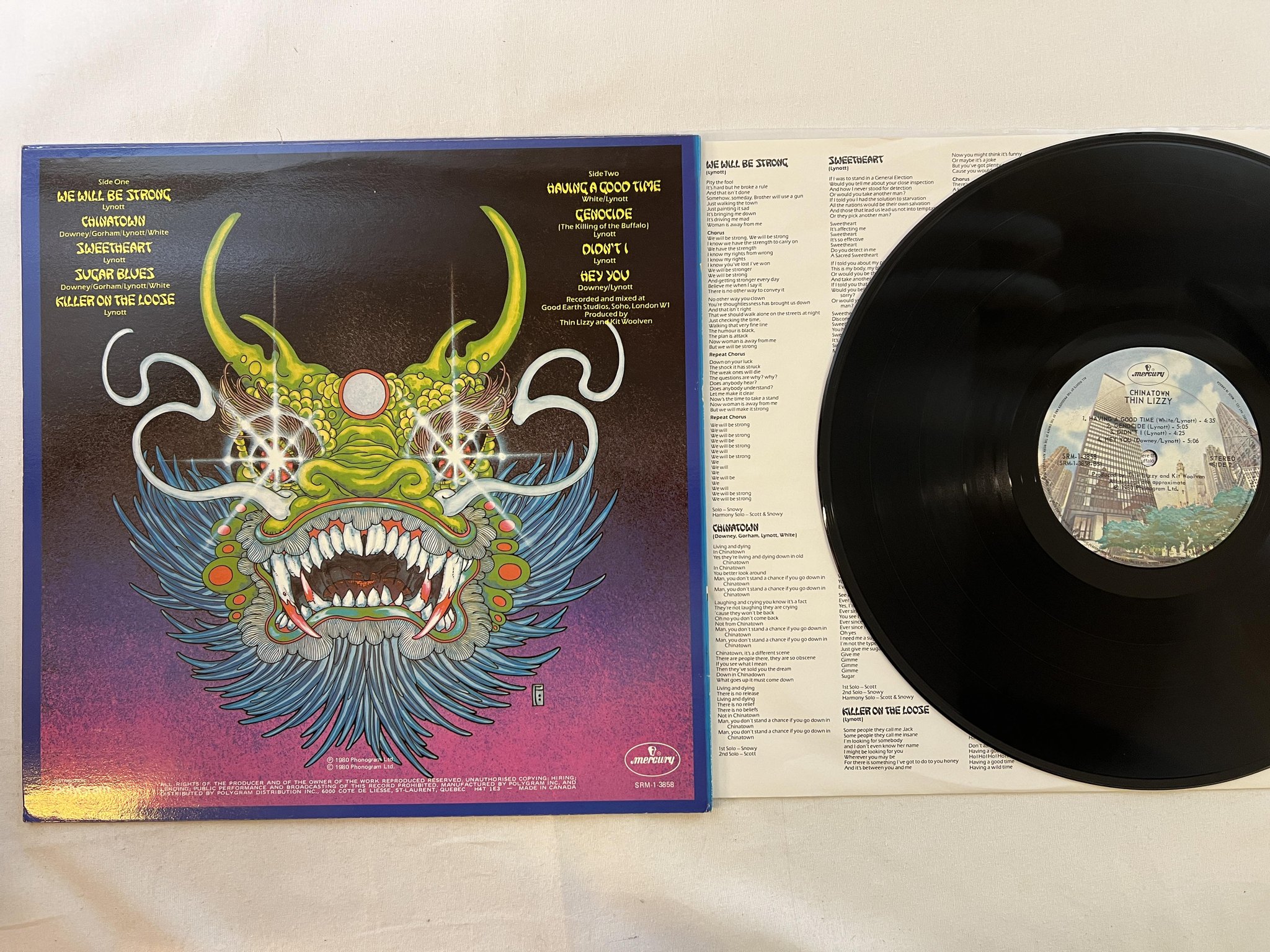 Omslagsbild för skivan THIN LIZZY chinatown LP -80 Can MERCURY SRM-1-3858