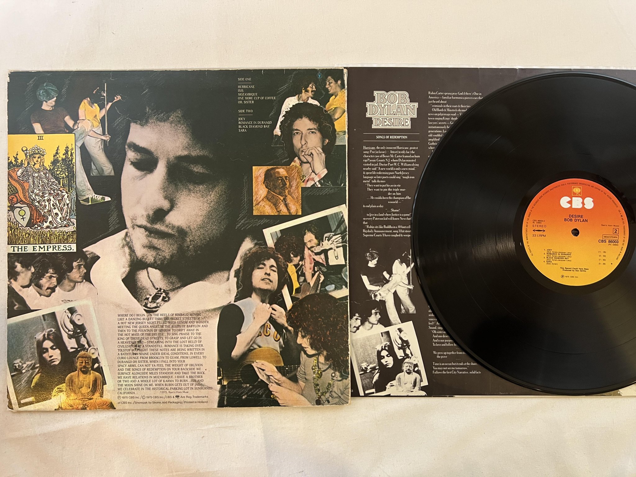 Omslagsbild för skivan BOB DYLAN desire LP -75 Hol CBS 86003 "one more cup of coffee"