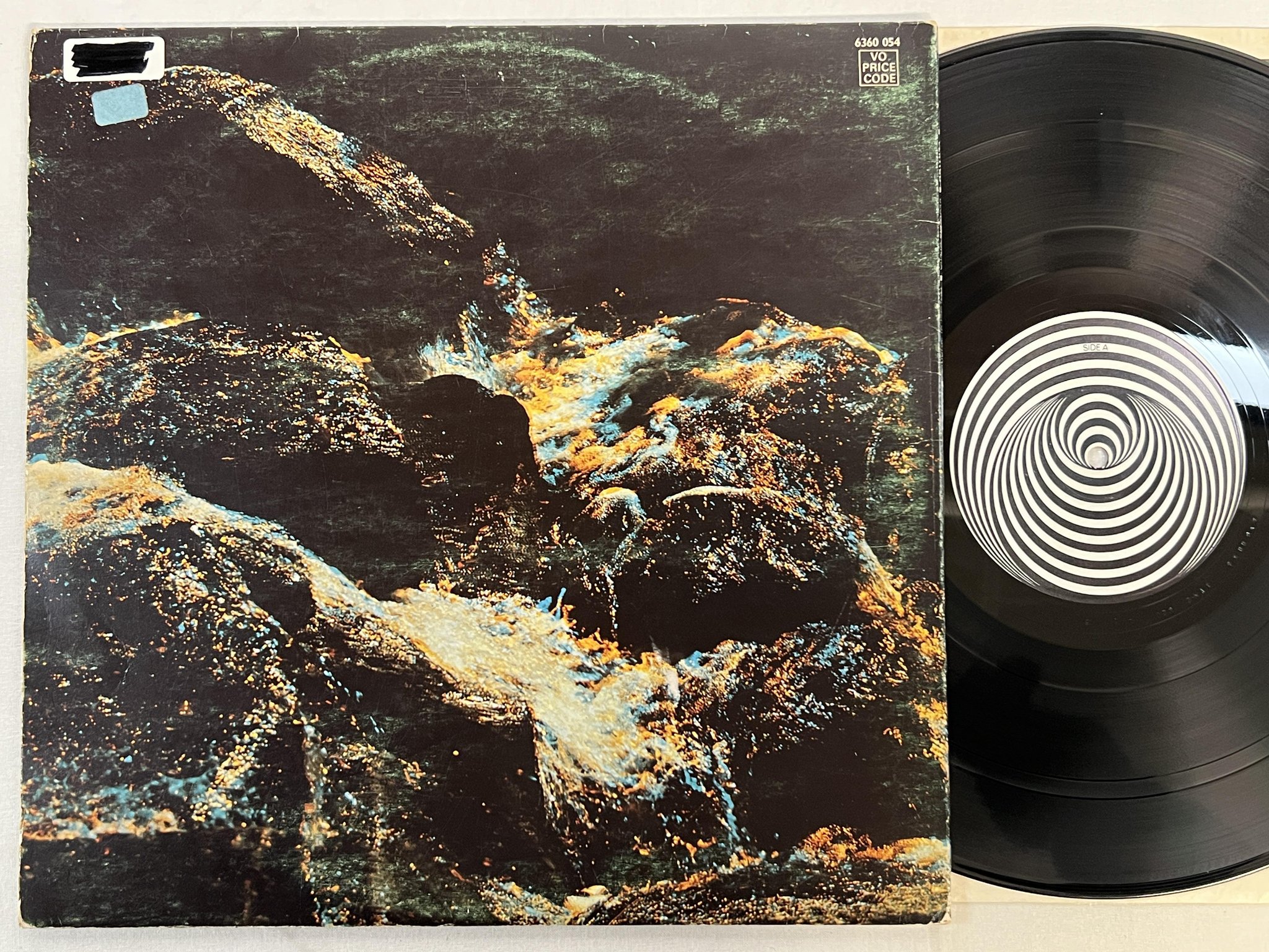 Omslagsbild för skivan BEGGARS BANQUET waters of change LP -71 UK VERTIGO 6360 054