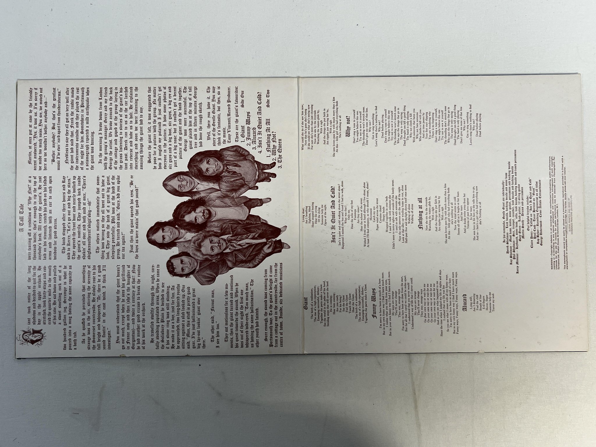 Omslagsbild för skivan GENTLE GIANT s/t LP -70 UK VERTIGO 6360 020