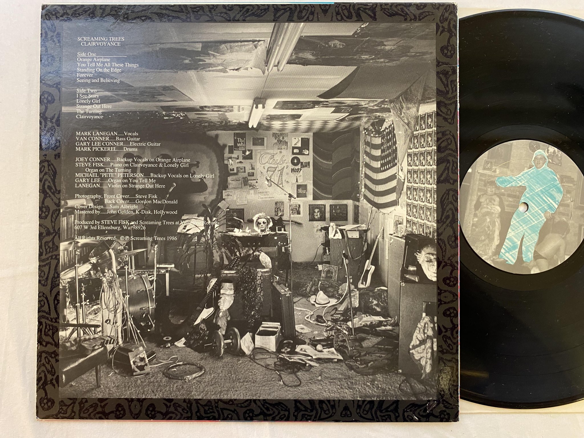 Omslagsbild för skivan SCREAMING TREES clairvoyance LP -86 US VELVETONE VST 86002 ** MEGA RARE **