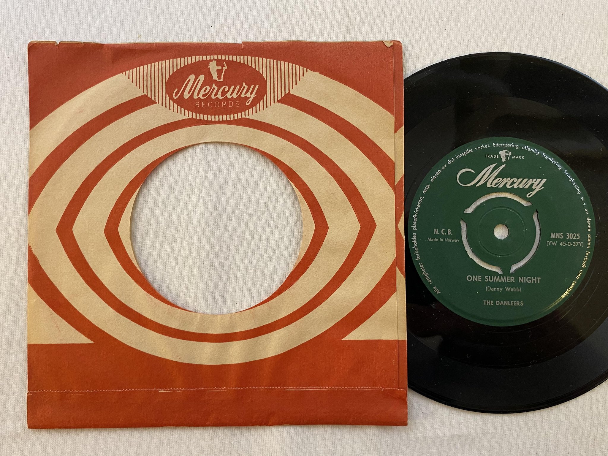 Omslagsbild för skivan DANLEERS one summer night 7"single -58 Norway MERCURY ** ultra rare pressing **