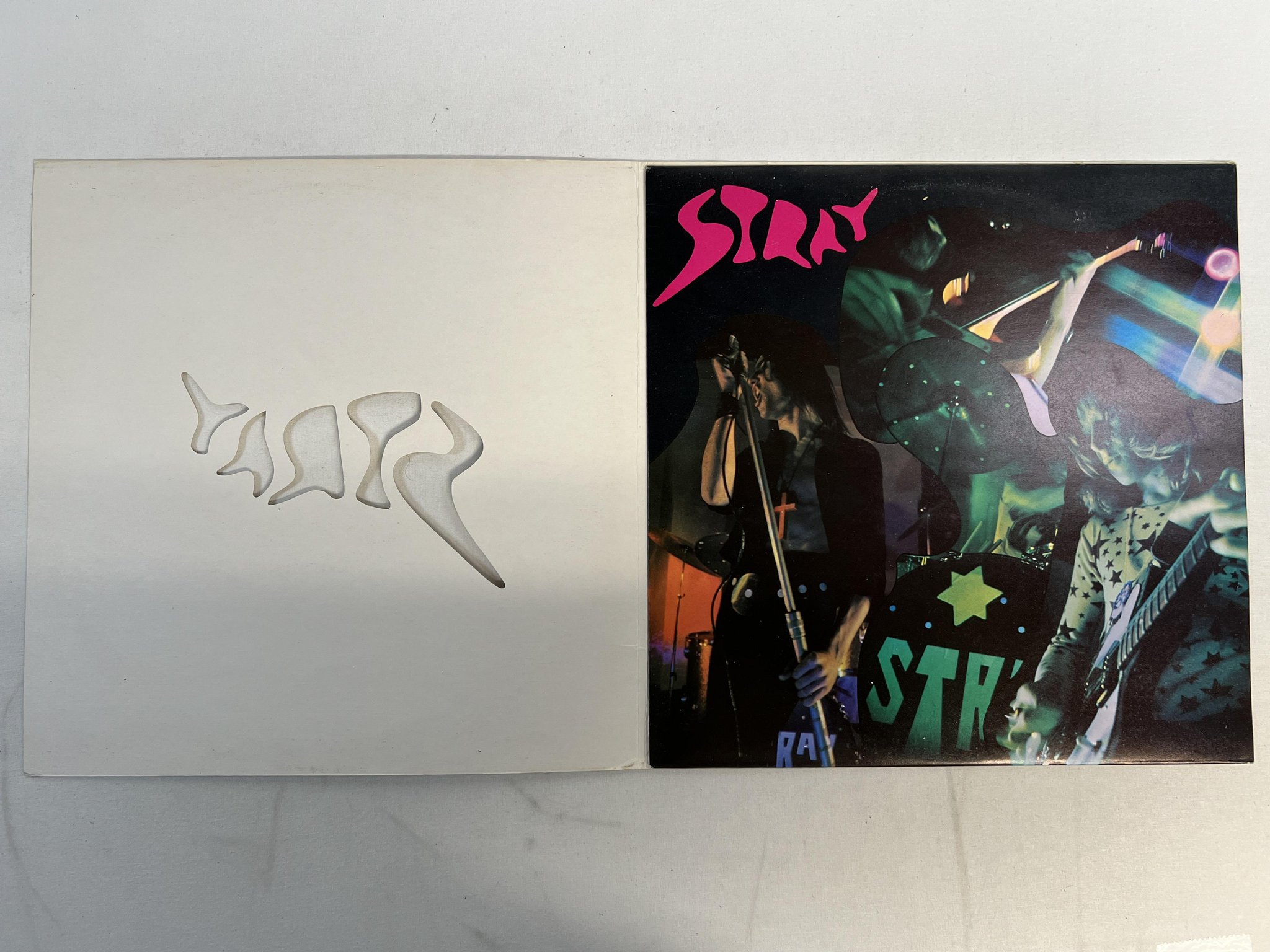 Omslagsbild för skivan STRAY s/t LP -70 UK TRANSLANTIC TRA 216 ** RARE PROG / PSYCH **
