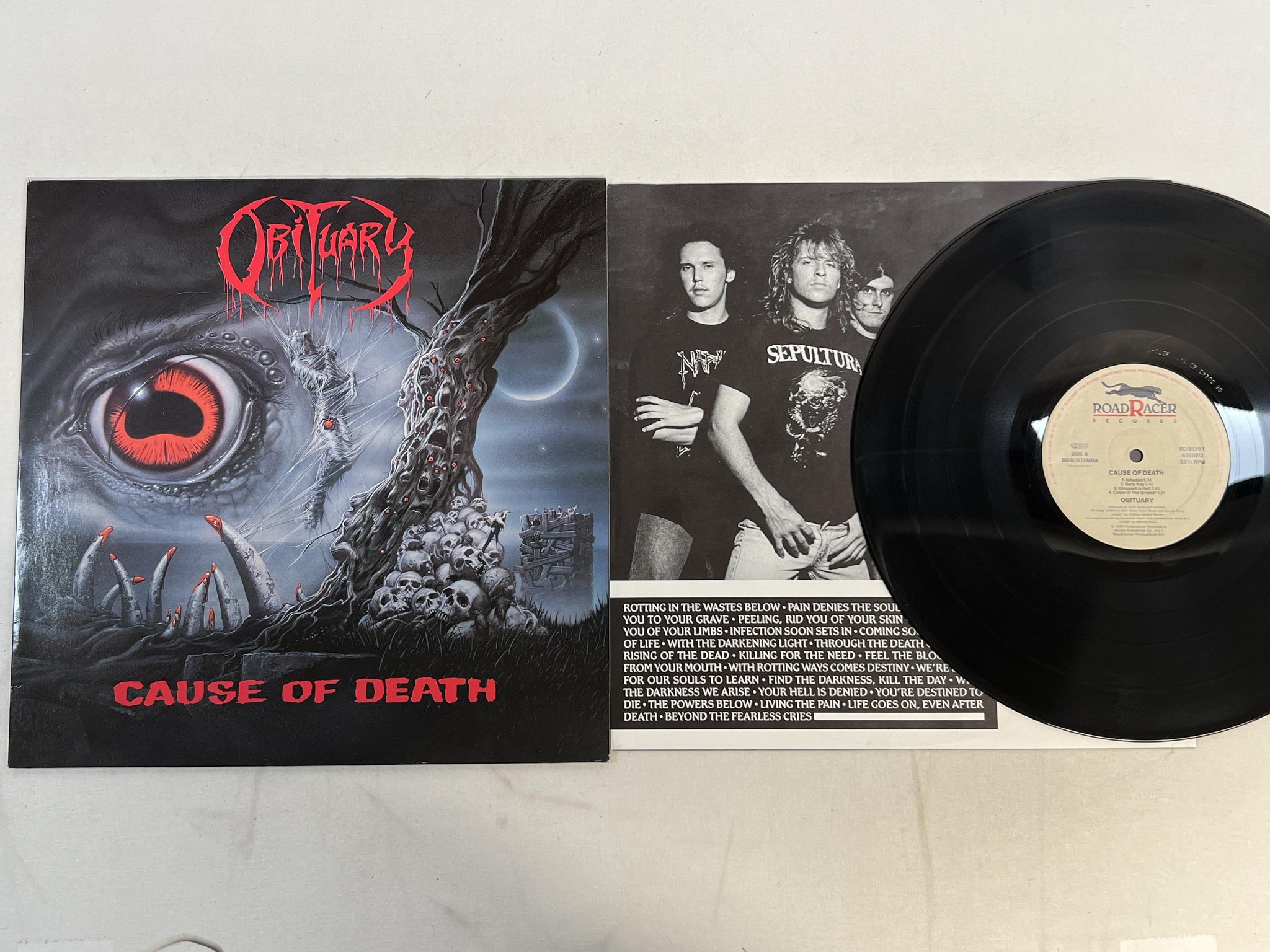 Omslagsbild för skivan OBITUARY Cause Of Death LP -90 roadracer RO 9370 1 ** death metal **