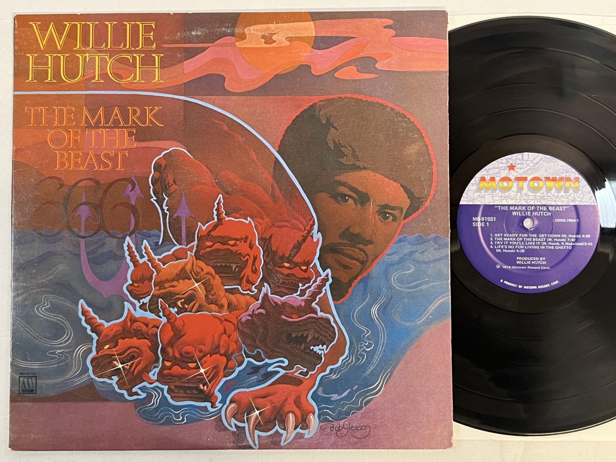 Omslagsbild för skivan WILLIE HUTCH mark of the beast LP -74 US MOTOWN M6 815S1 *** great soul ***