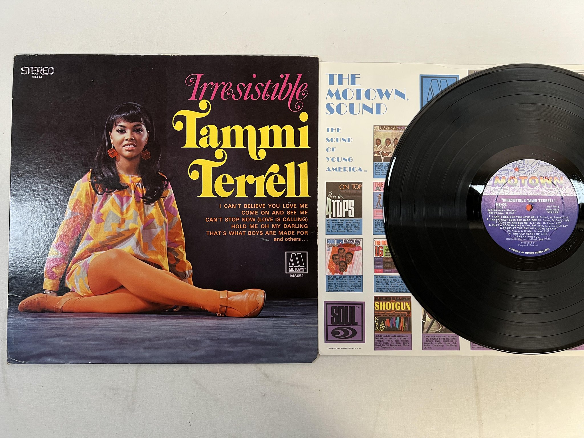 Omslagsbild för skivan TAMMI TERRELL irresisteble LP -68 US MOTOWN MS 652