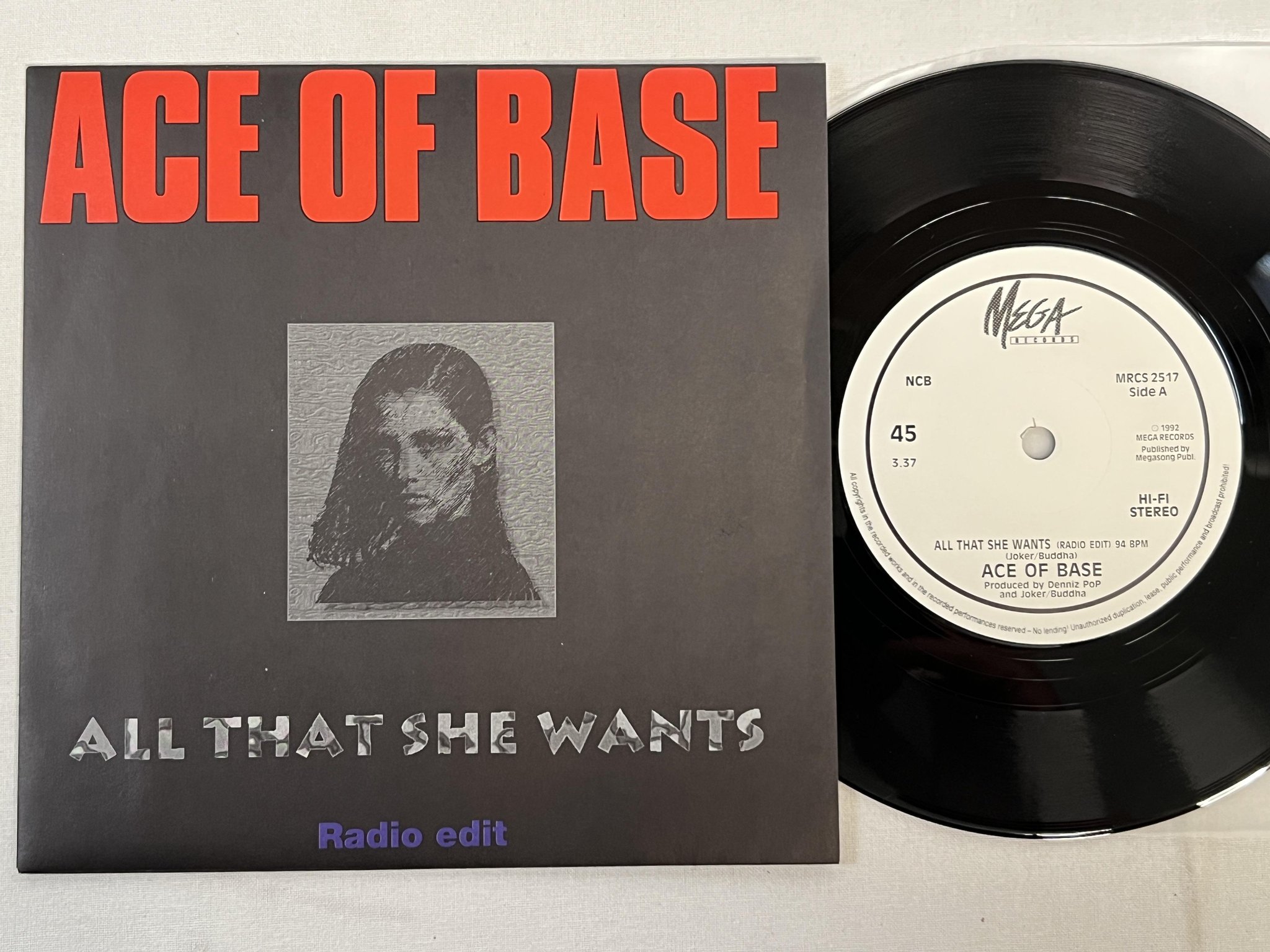 Omslagsbild för skivan ACE OF BASE all that she wants 7"single -92 MEGA MRCS 2517