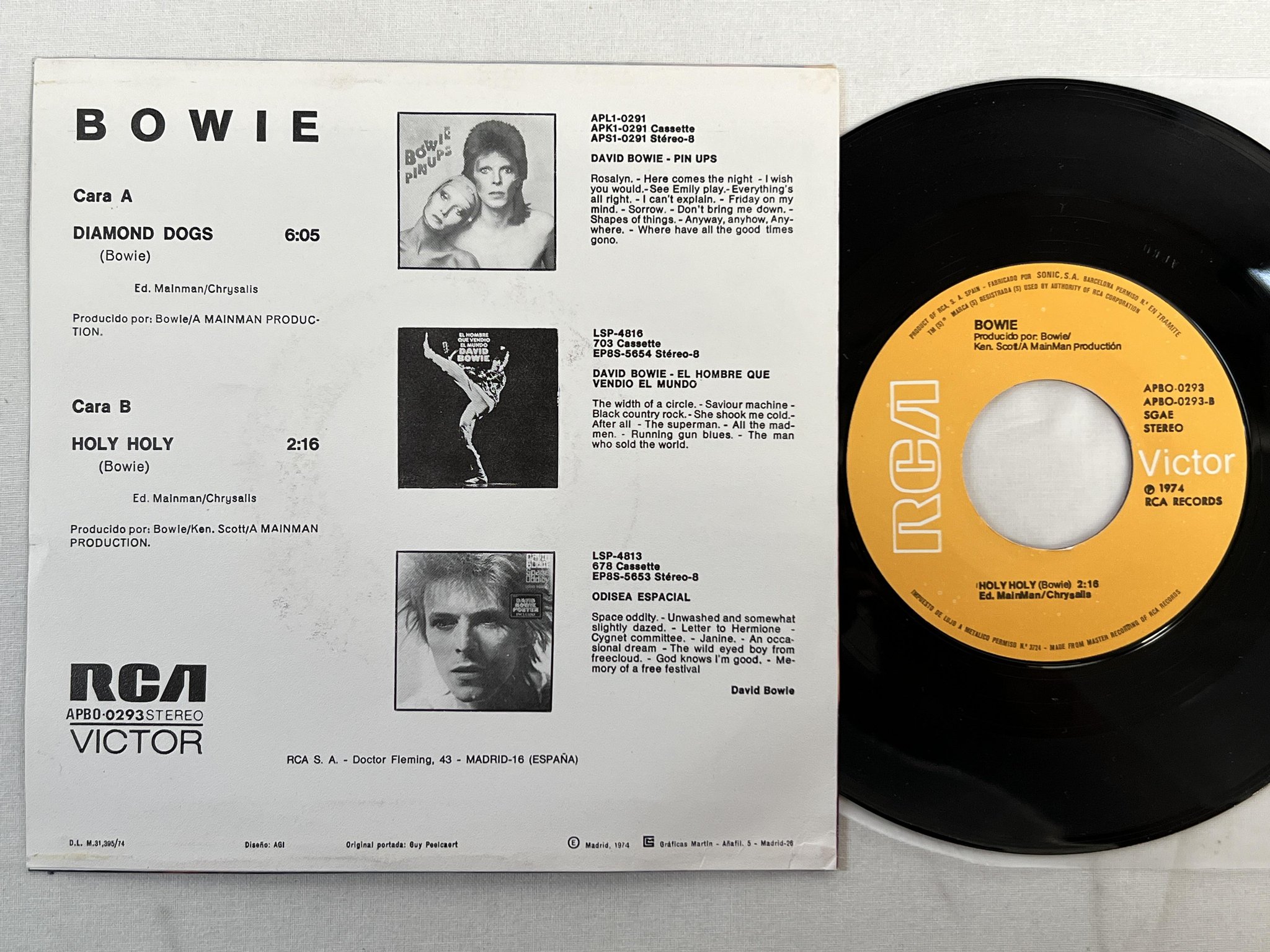 Omslagsbild för skivan DAVID BOWIE diamond dogs 7"single -74 Spain RCA APBO 0293