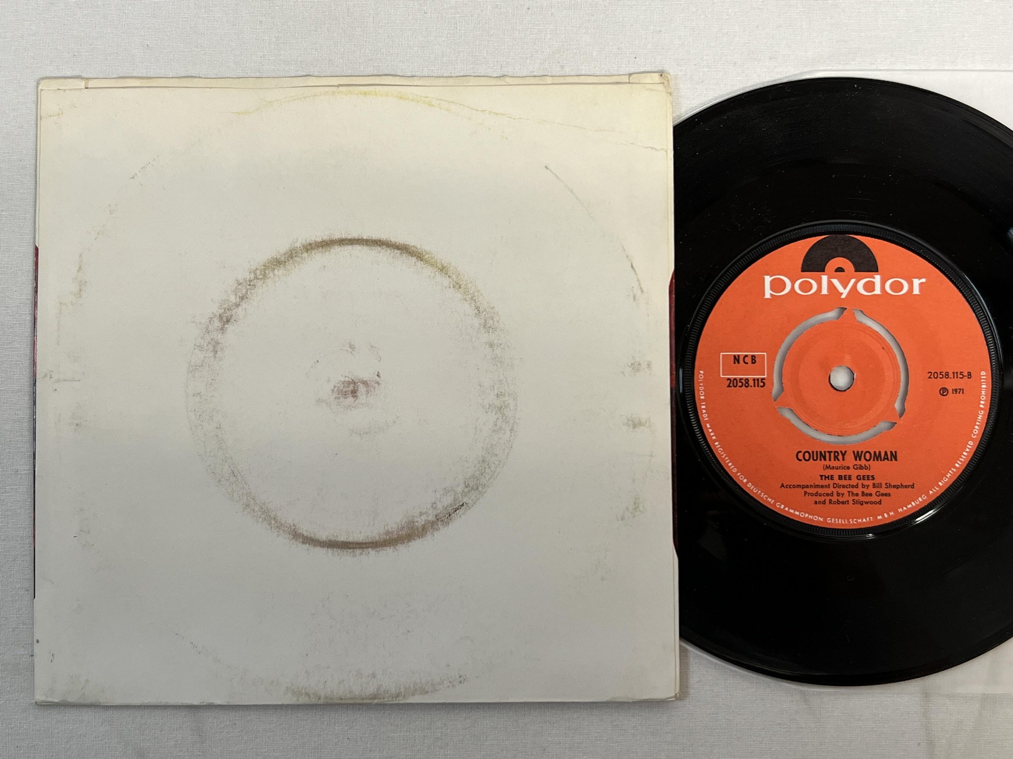 Omslagsbild för skivan THE BEE GEES how can you mend 7"single -71 ncb POLYDOR 2058115