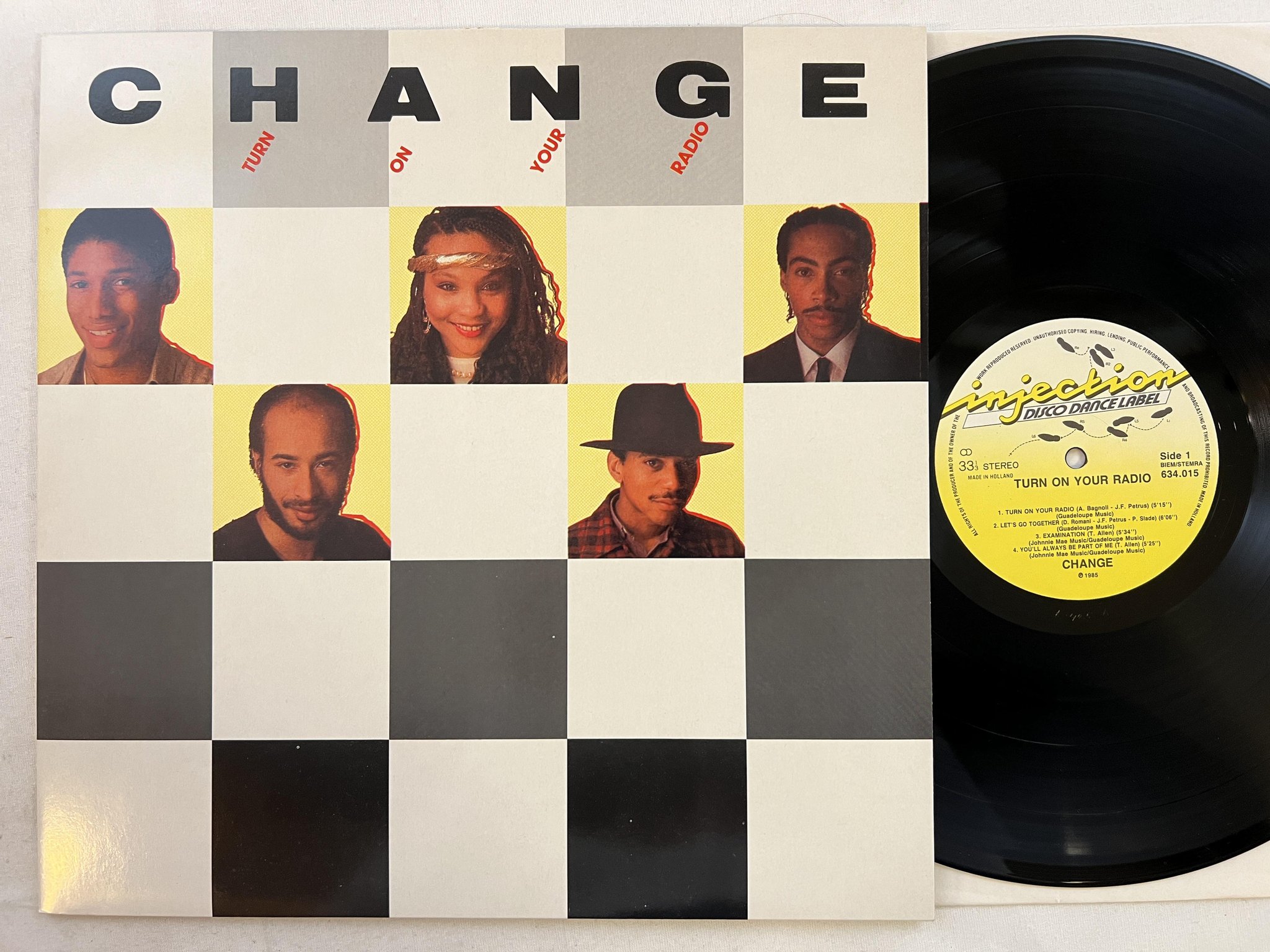 Omslagsbild för skivan CHANGE turn on your radio LP -85 Hol INJECTION 634015