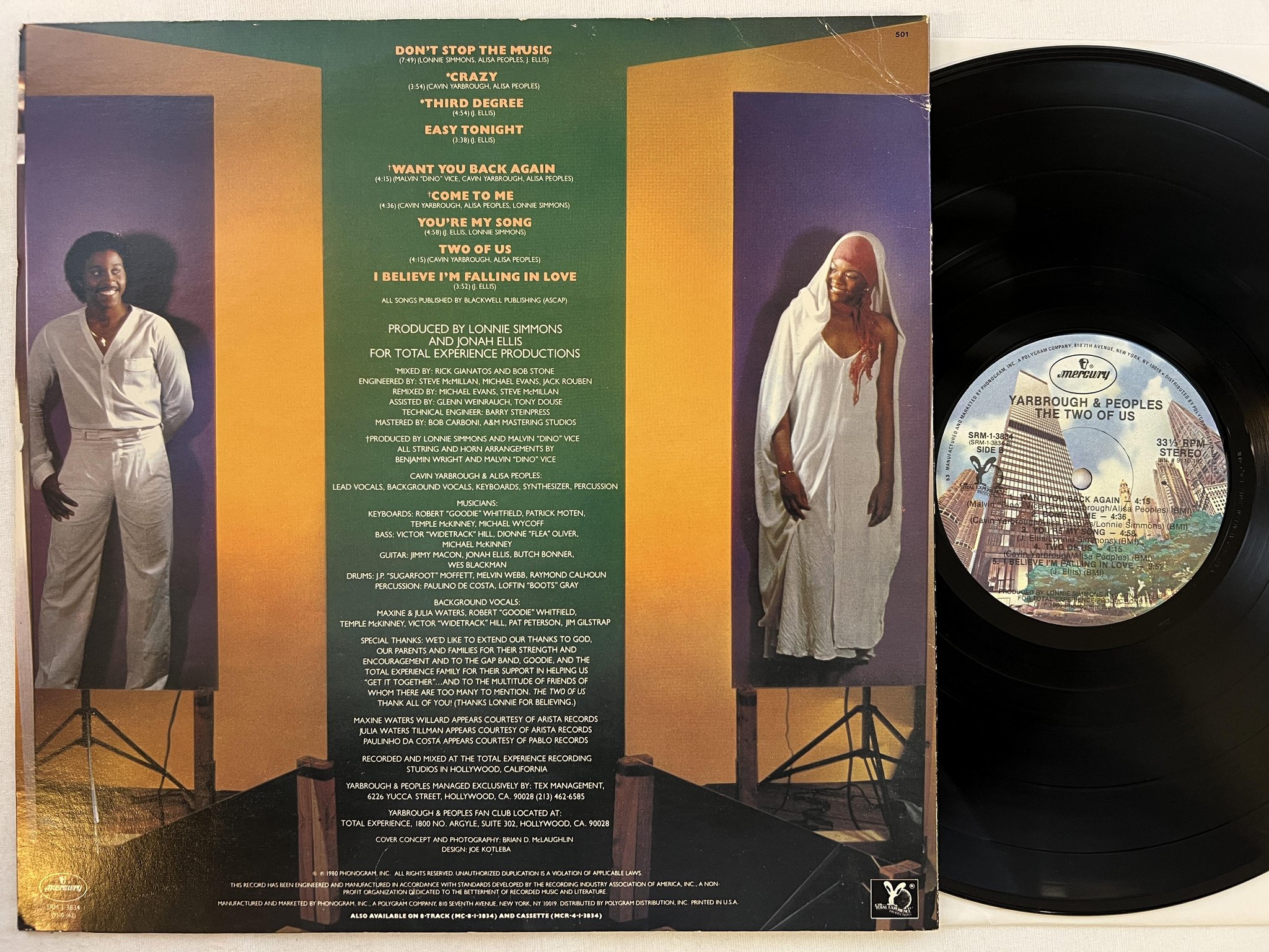 Omslagsbild för skivan YARBROUGH & PEOPLES the two of us LP -80 US MERCURY ** Dont stop the music **