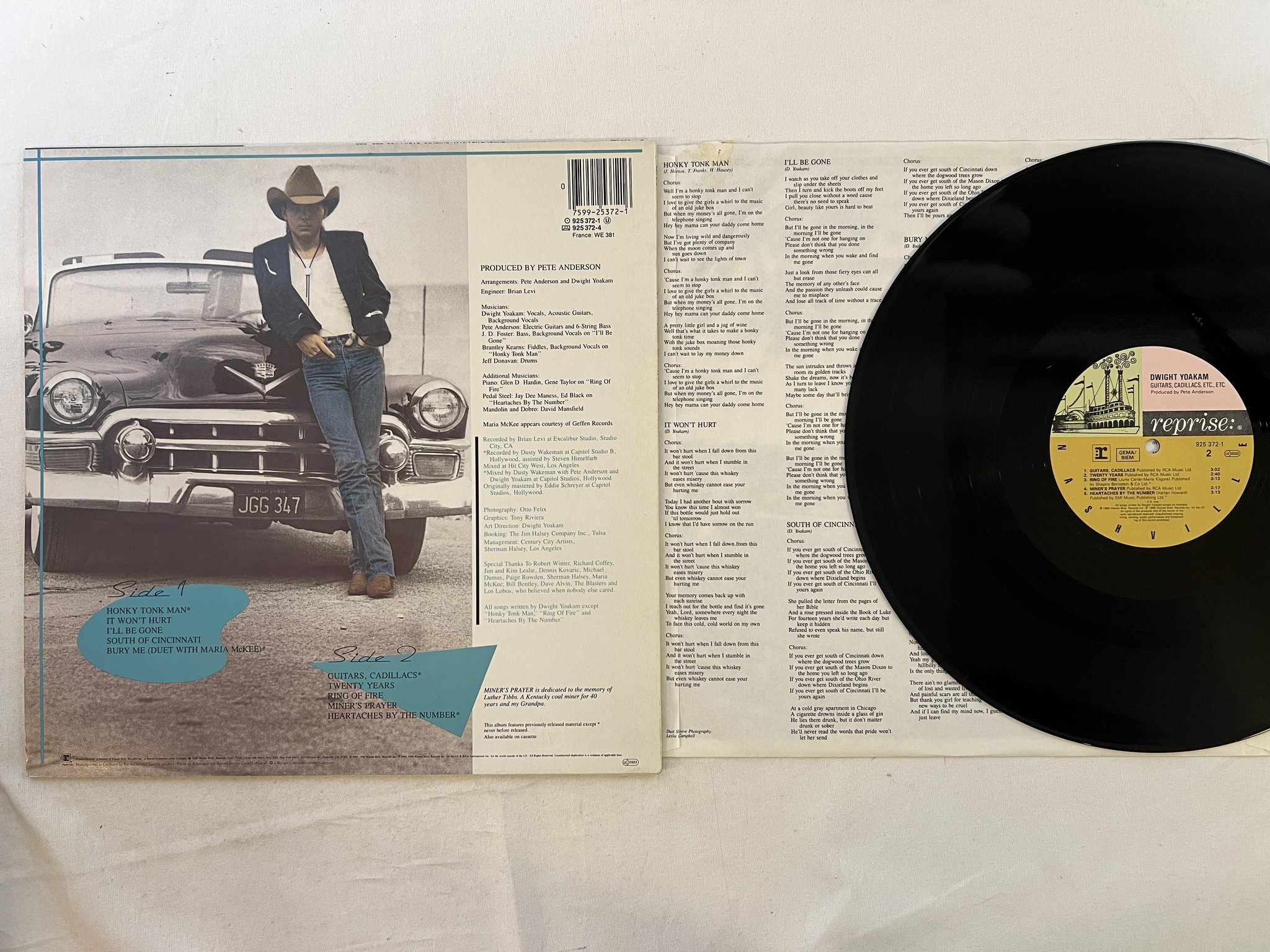 Omslagsbild för skivan DWIGHT YOAKAM Guitars, Cadillacs, Etc., Etc. LP -86 reprise 925 372-1