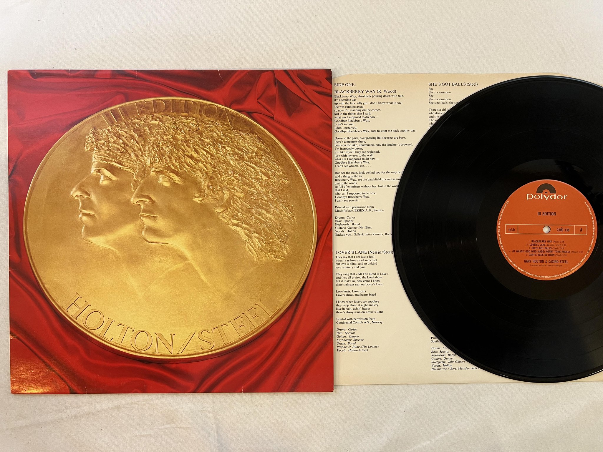 Omslagsbild för skivan CARL HOLTON & CASINO STEEL III edition LP -82 Nor POLYDOR 2382 138