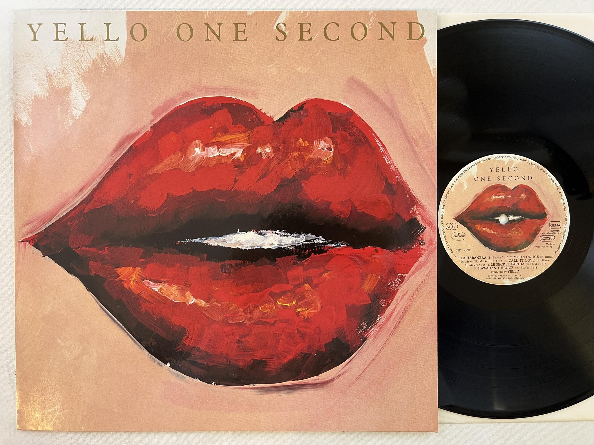 Omslagsbild för skivan YELLO one second LP -87 Hol MERCURY 830956-1