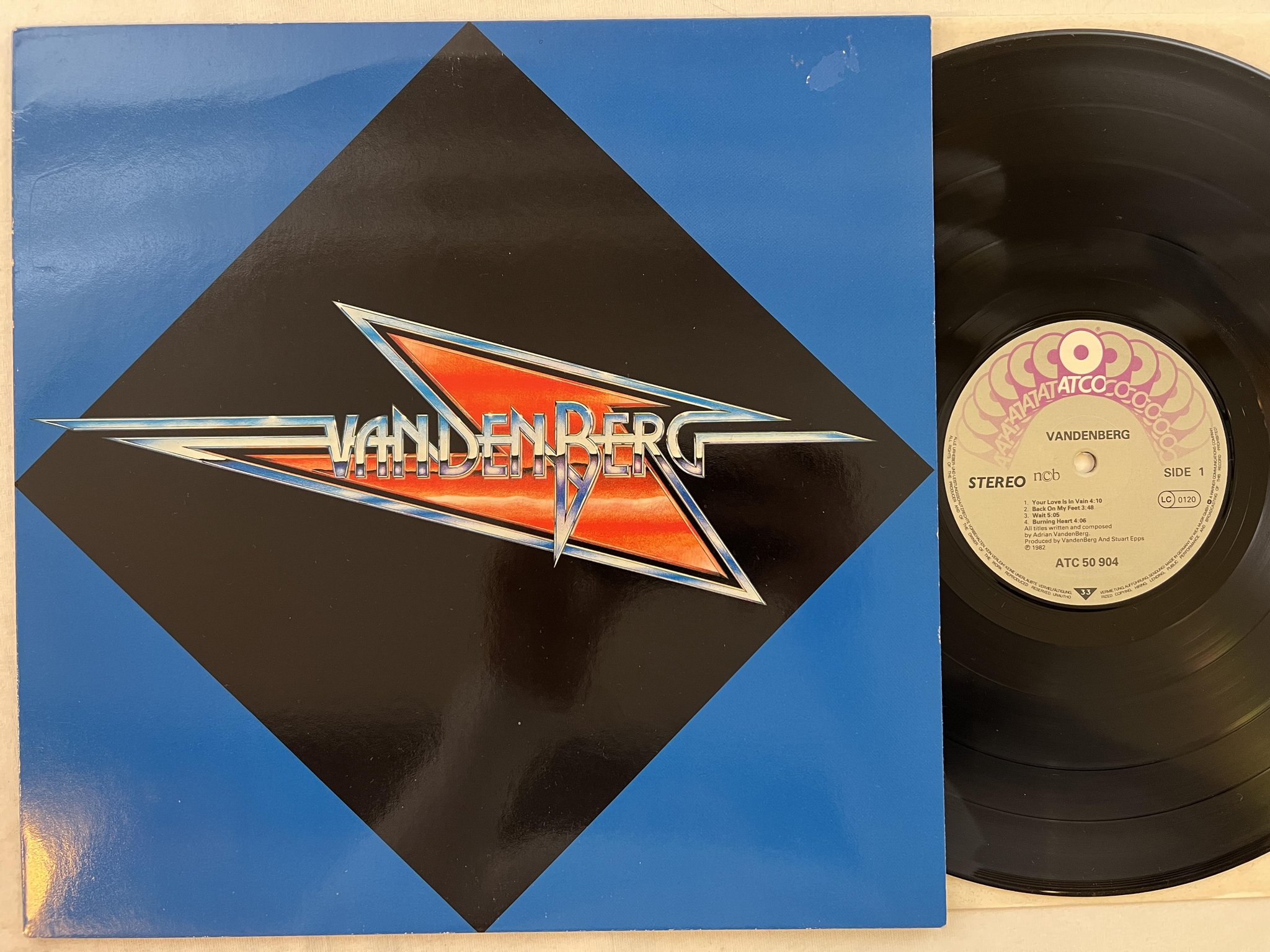 Omslagsbild för skivan VANDERBERG s/t LP -82 ncb ATCO ATC 50904 ** CLASSIC ROCK **