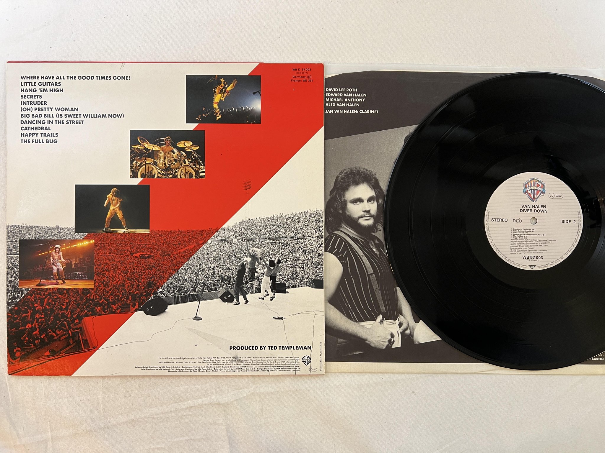 Omslagsbild för skivan VAN HALEN Diver Down LP -82 Ger WARNER BROS WB K 57003