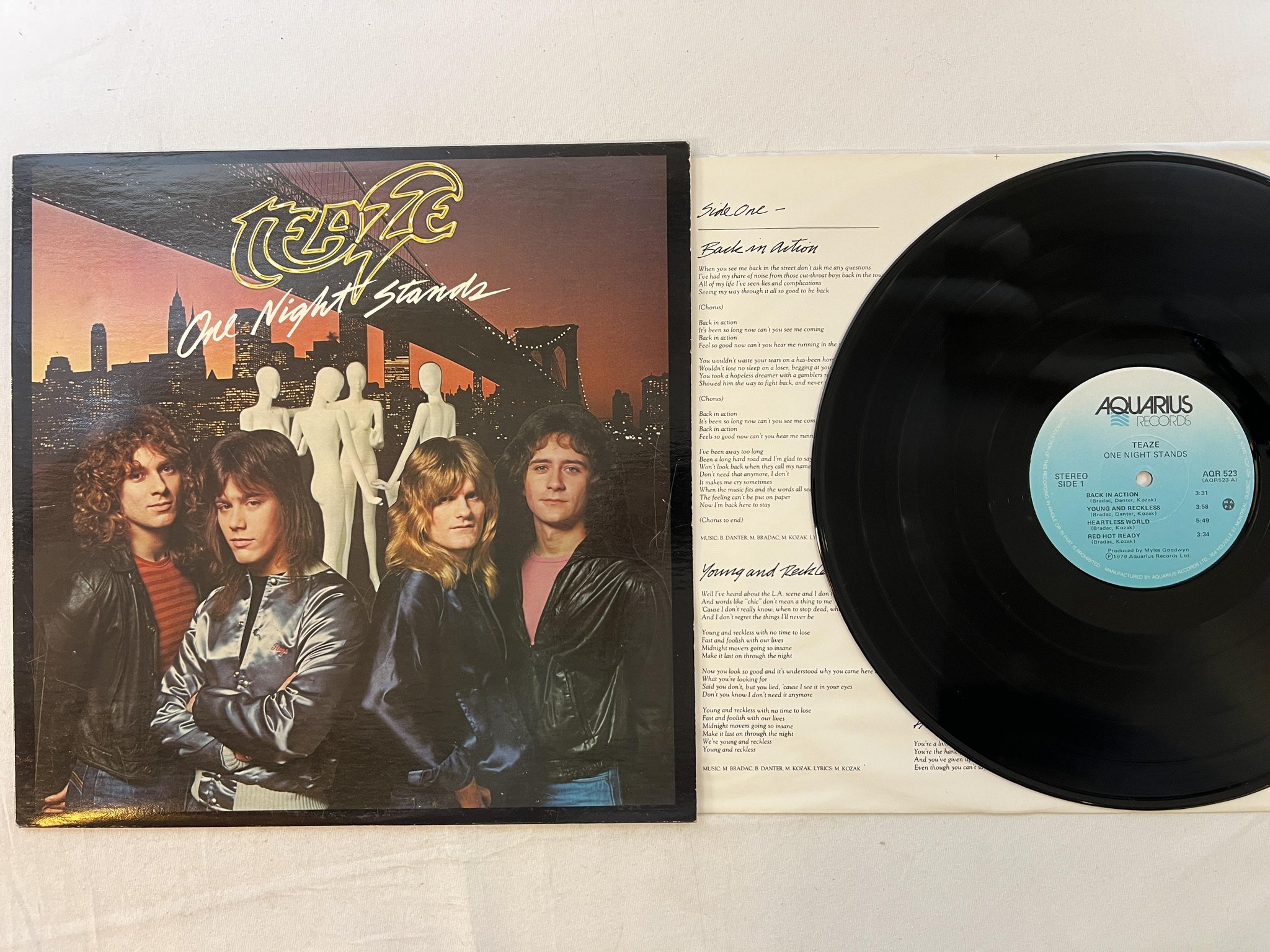 Omslagsbild för skivan TEAZE one night stands LP -79 Can AQUARIUS AQR 523