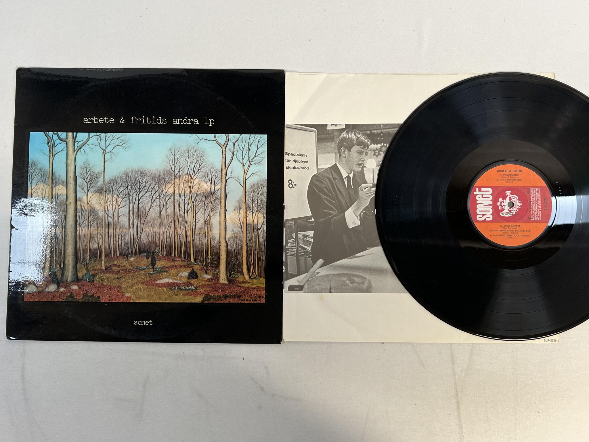 Omslagsbild för skivan ARBETE OCH FRITID 's andra LP -71 SONET SLP-2526 ** rare prog **