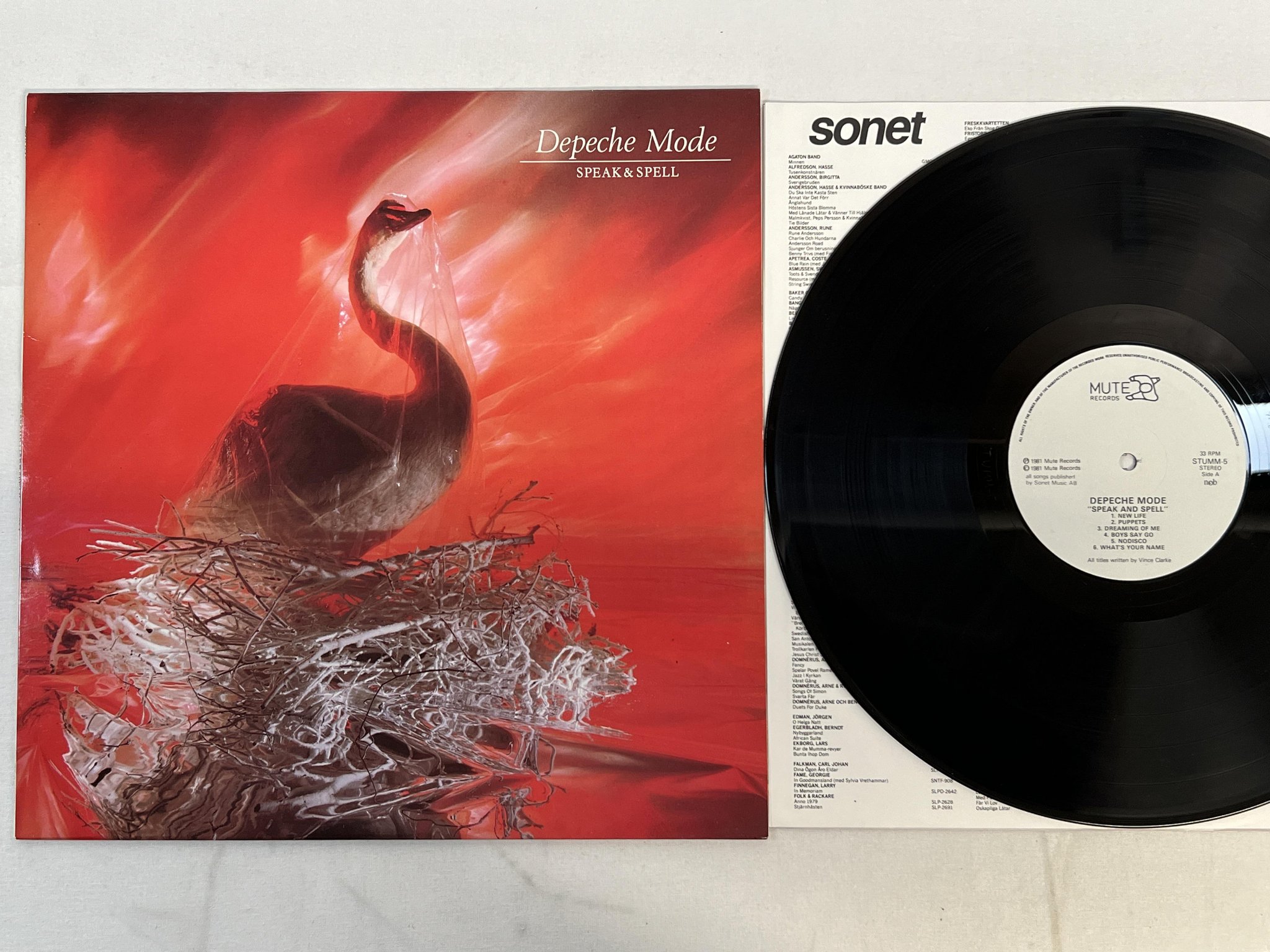 Omslagsbild för skivan DEPECHE MODE speak and spell LP -81 ncb MUTE STUMM 5