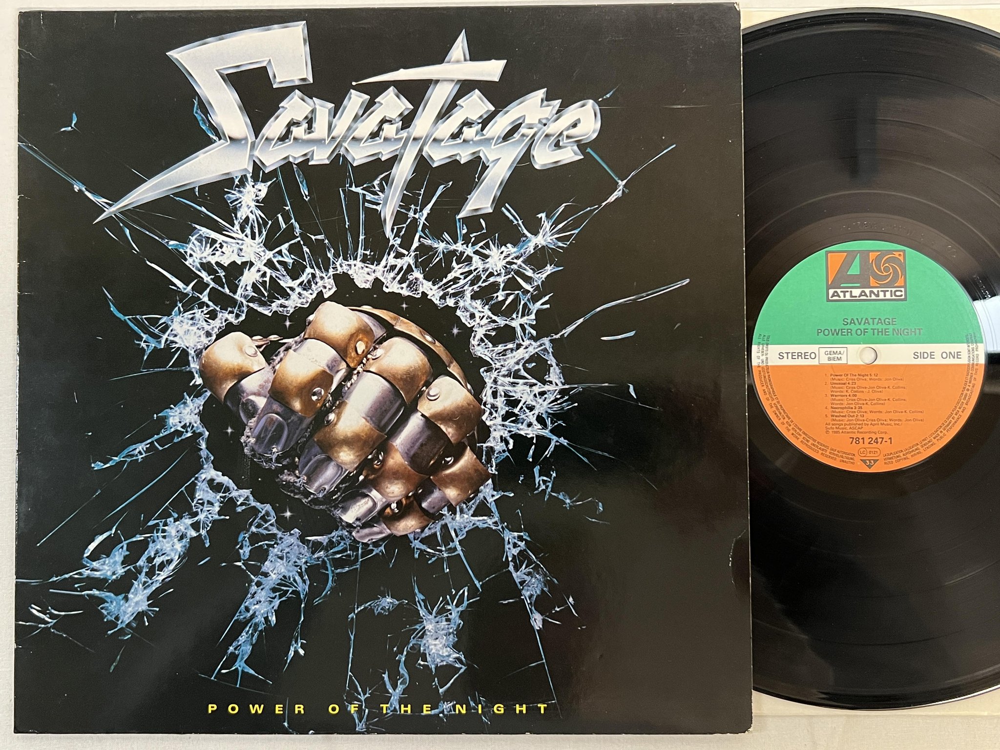 Omslagsbild för skivan SAVATAGE Power Of The Night LP -85 Ger ATLANTIC 7 81247-1
