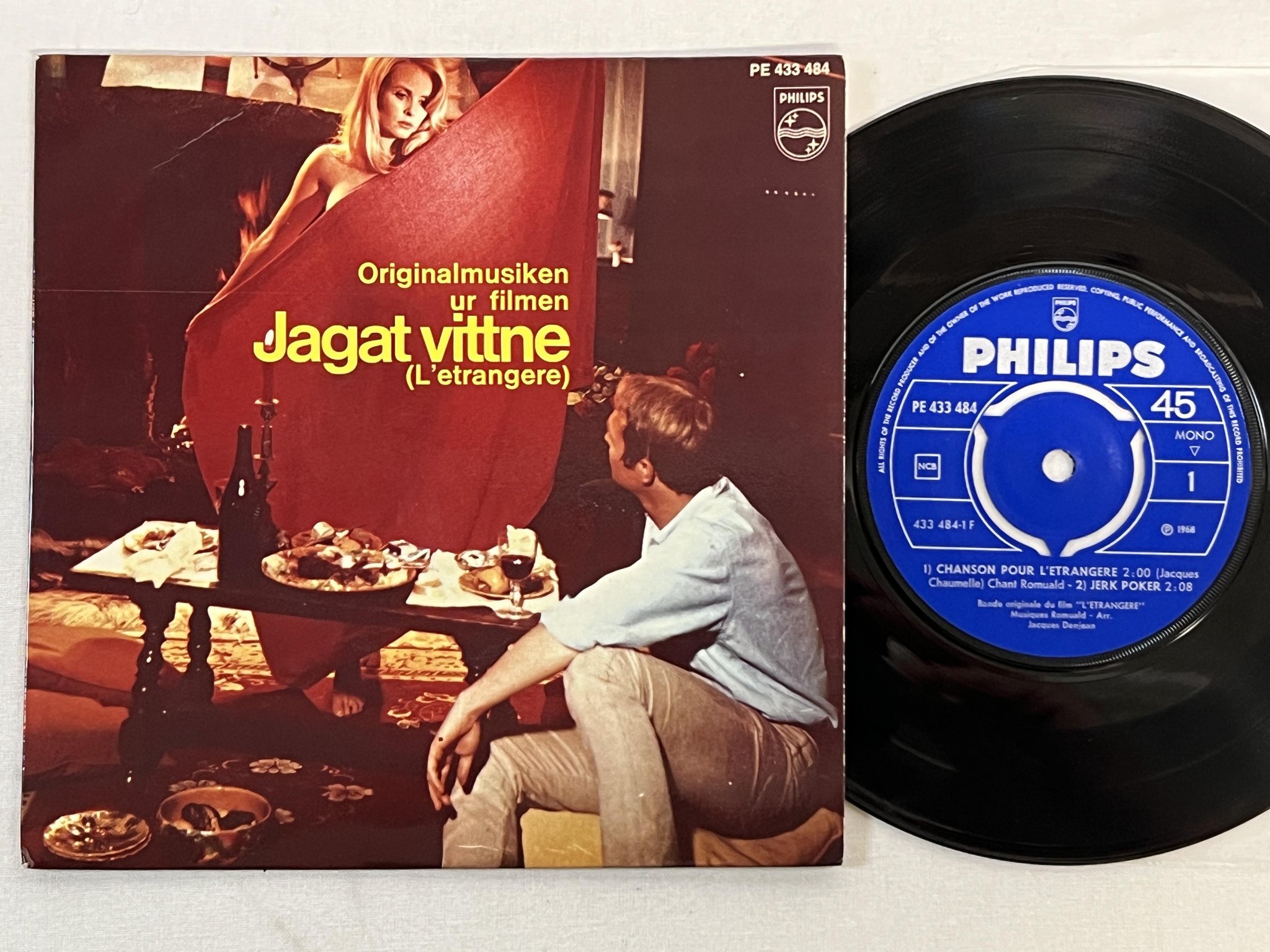 Omslagsbild för skivan originalmusiken ur filmen JAGAT VITTNE 7" -68 Swe PHILIPS PE 433484 Denjean