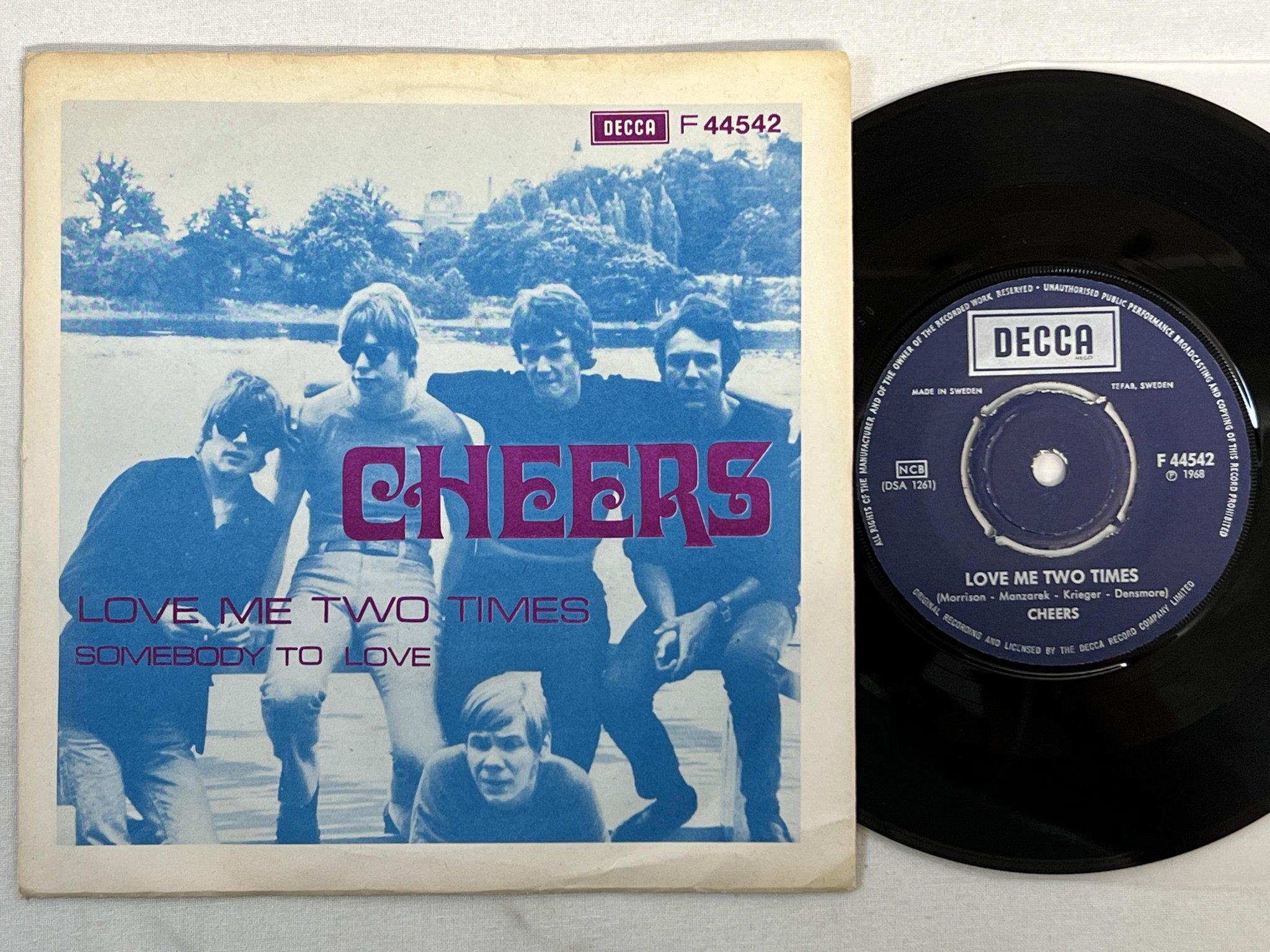 Omslagsbild för skivan CHEERS Love Me Two Times 7"single -68 DECCA F44542 ** Very rare mod 45 **