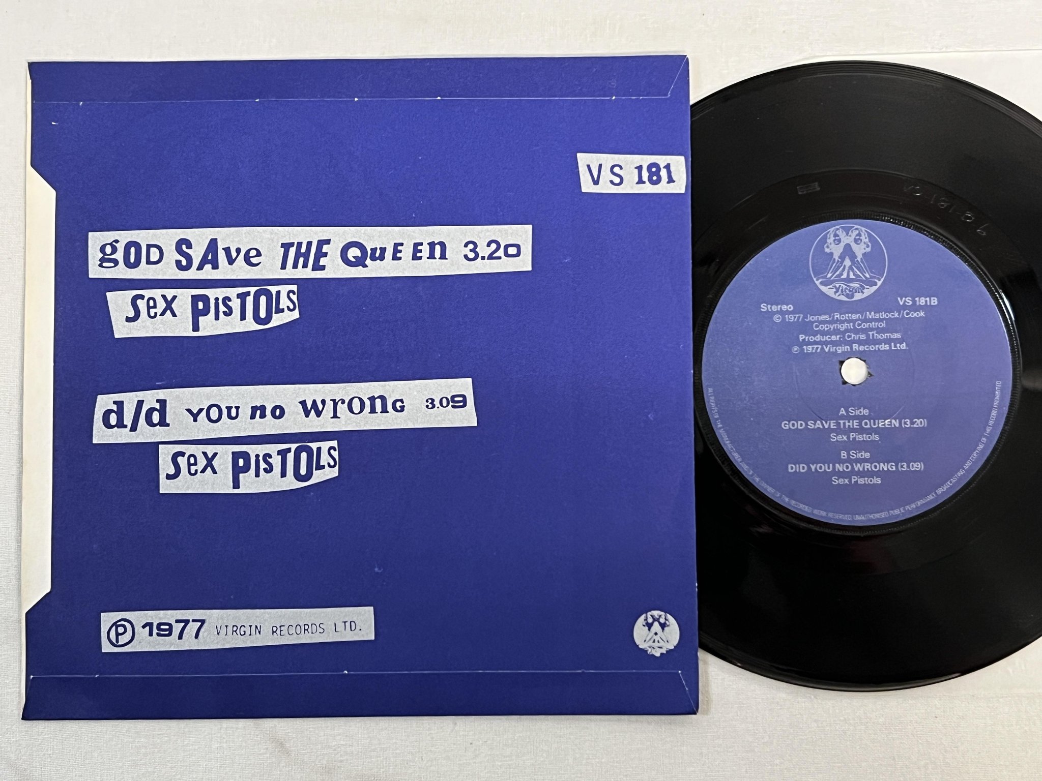 Omslagsbild för skivan SEX PISTOLS god save the queen 7" -77 UK VIRGIN VS 181 ** punk classic **