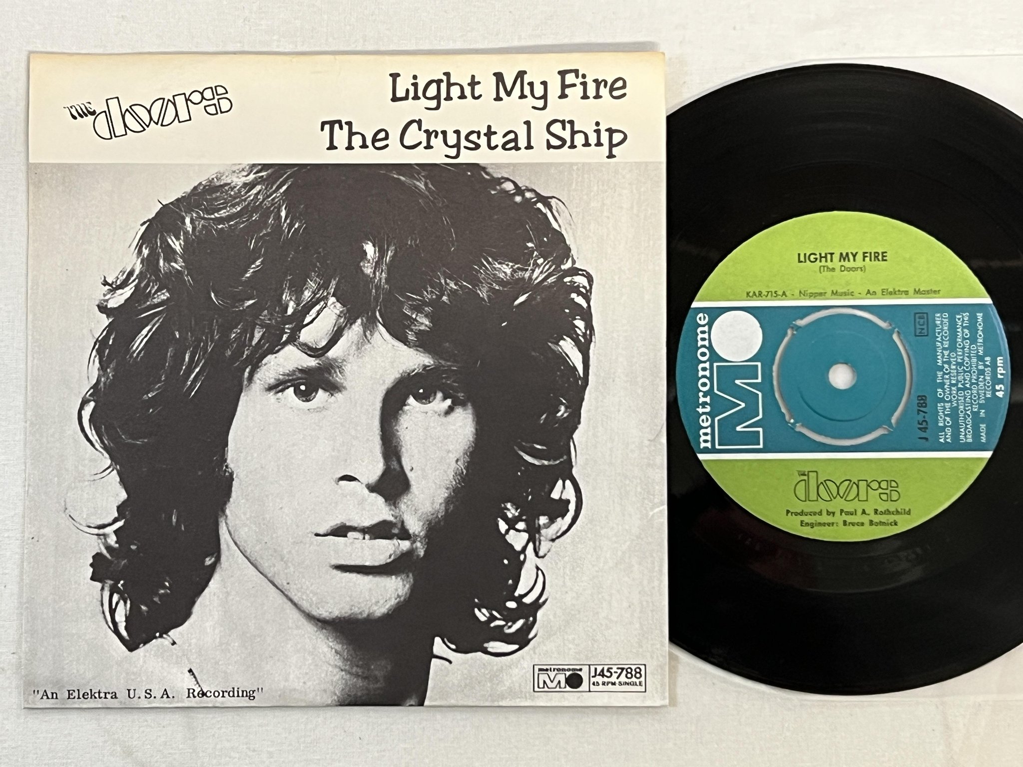 Omslagsbild för skivan THE DOORS light my fire 7"single Swe METRONOME J 45-788