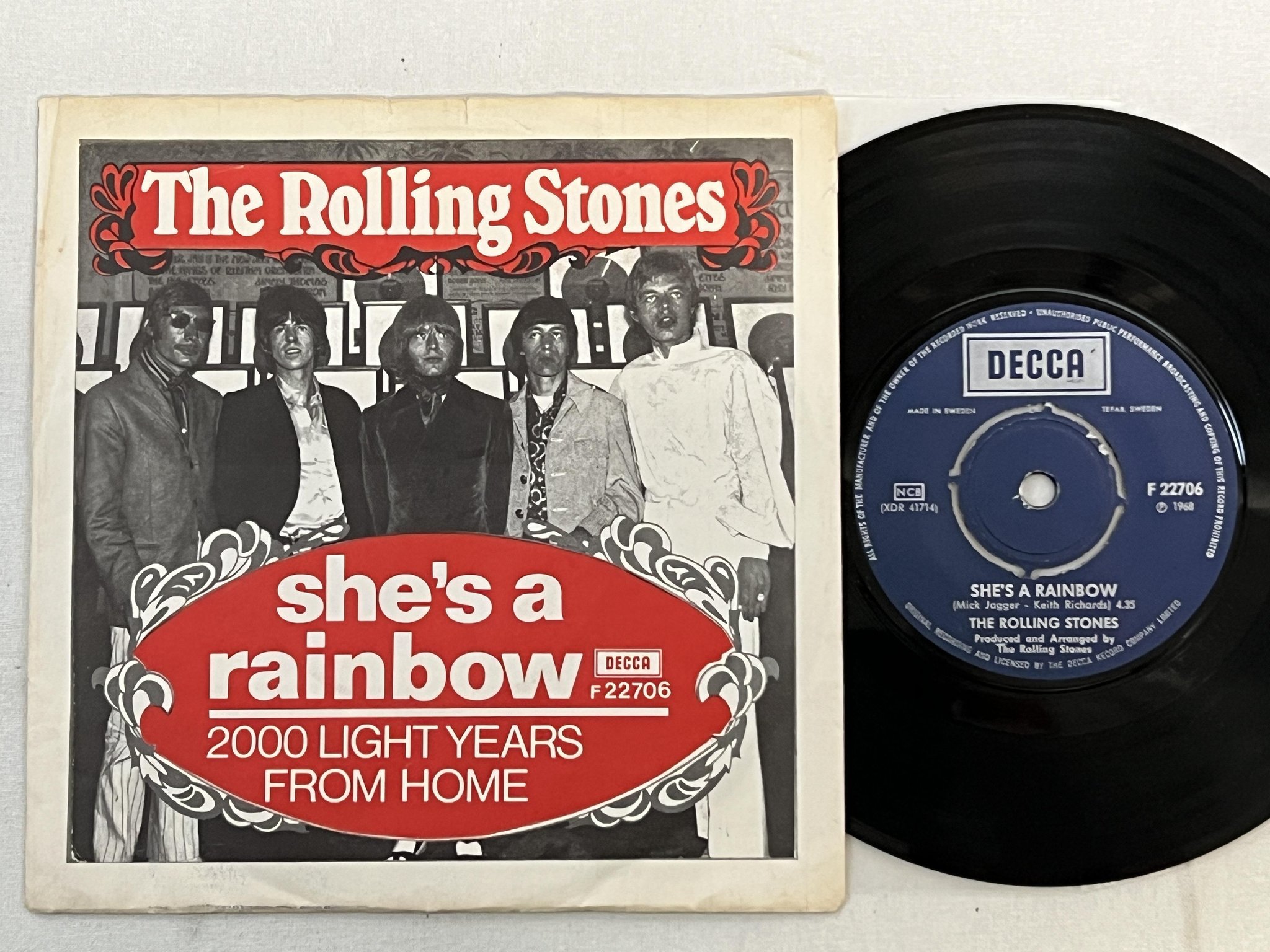 Omslagsbild för skivan THE ROLLING STONES she's a rainbow 7"single ncb -68 DECCA F 22706