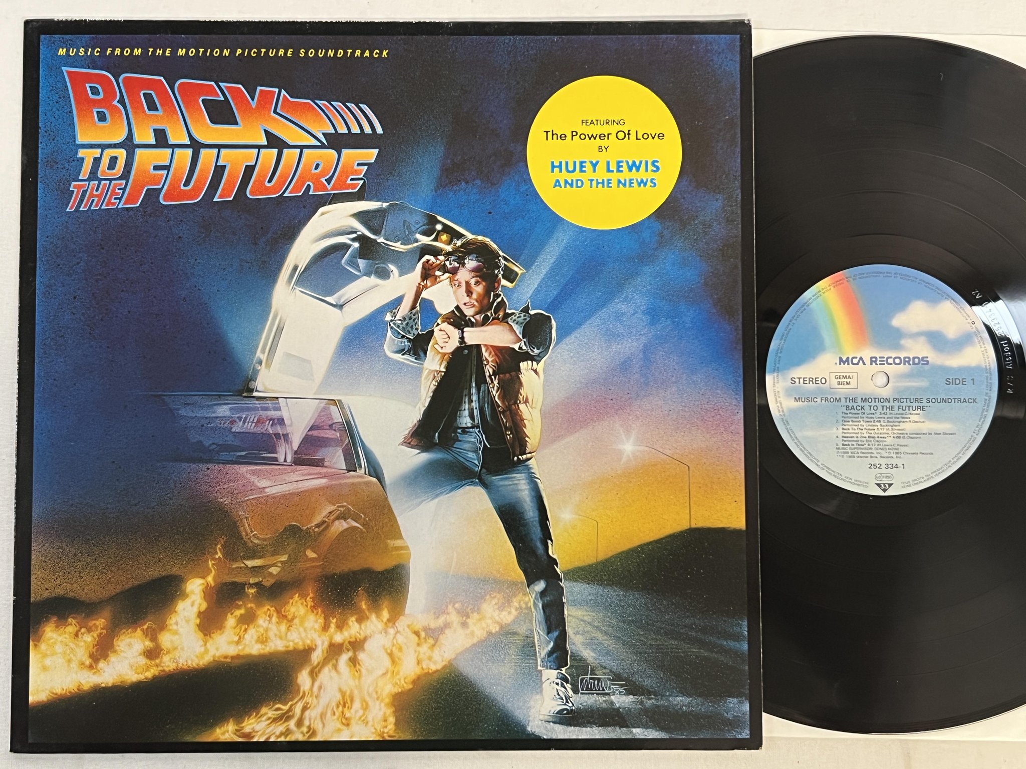 Omslagsbild för skivan V/A back to the future LP -85 Ger MCA 252 334-1 ** kult soundtrack **