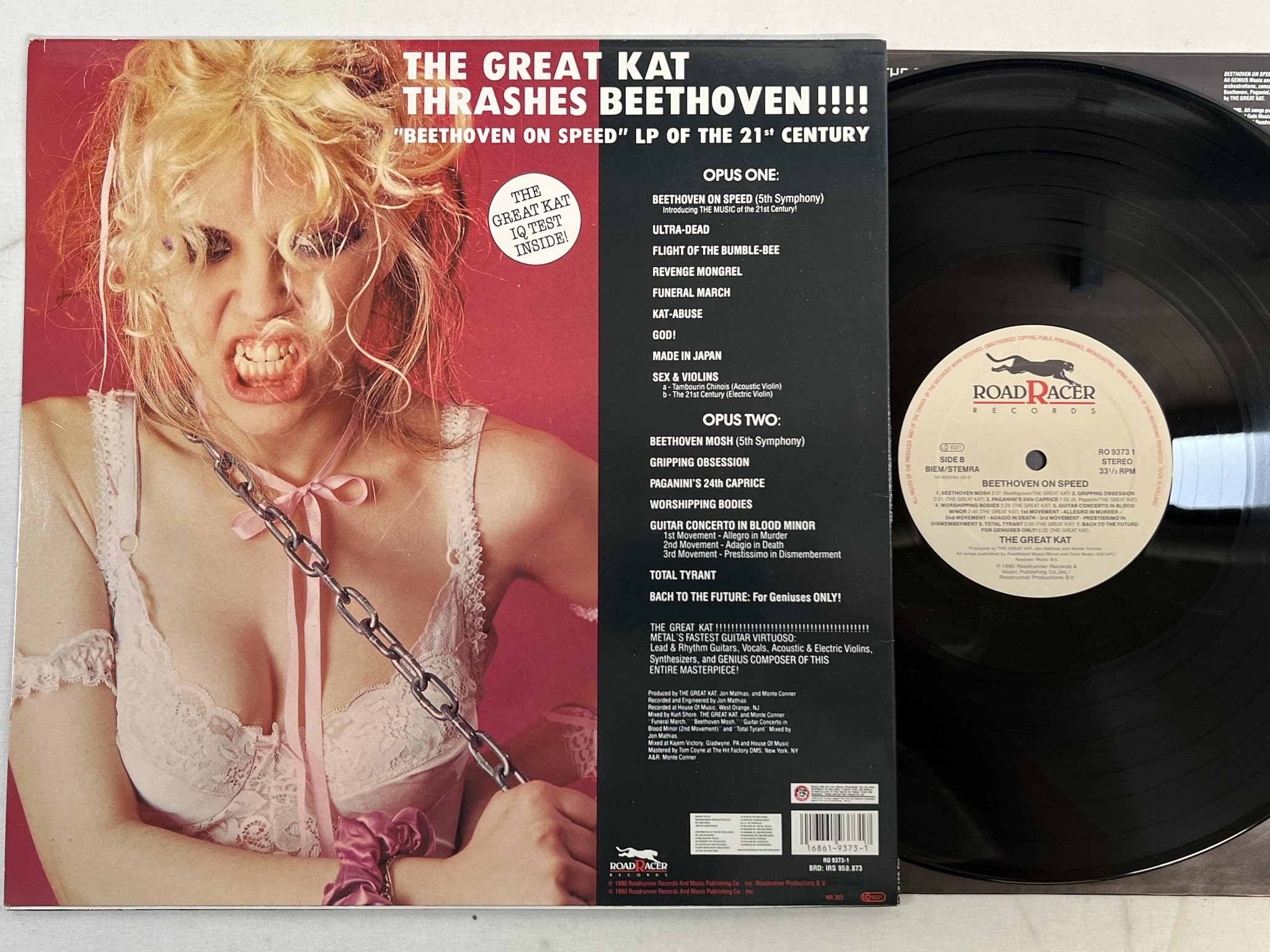 Omslagsbild för skivan THE GREAT KAT Beethoven on speed LP -90 Hol ROADRACER RO 93731