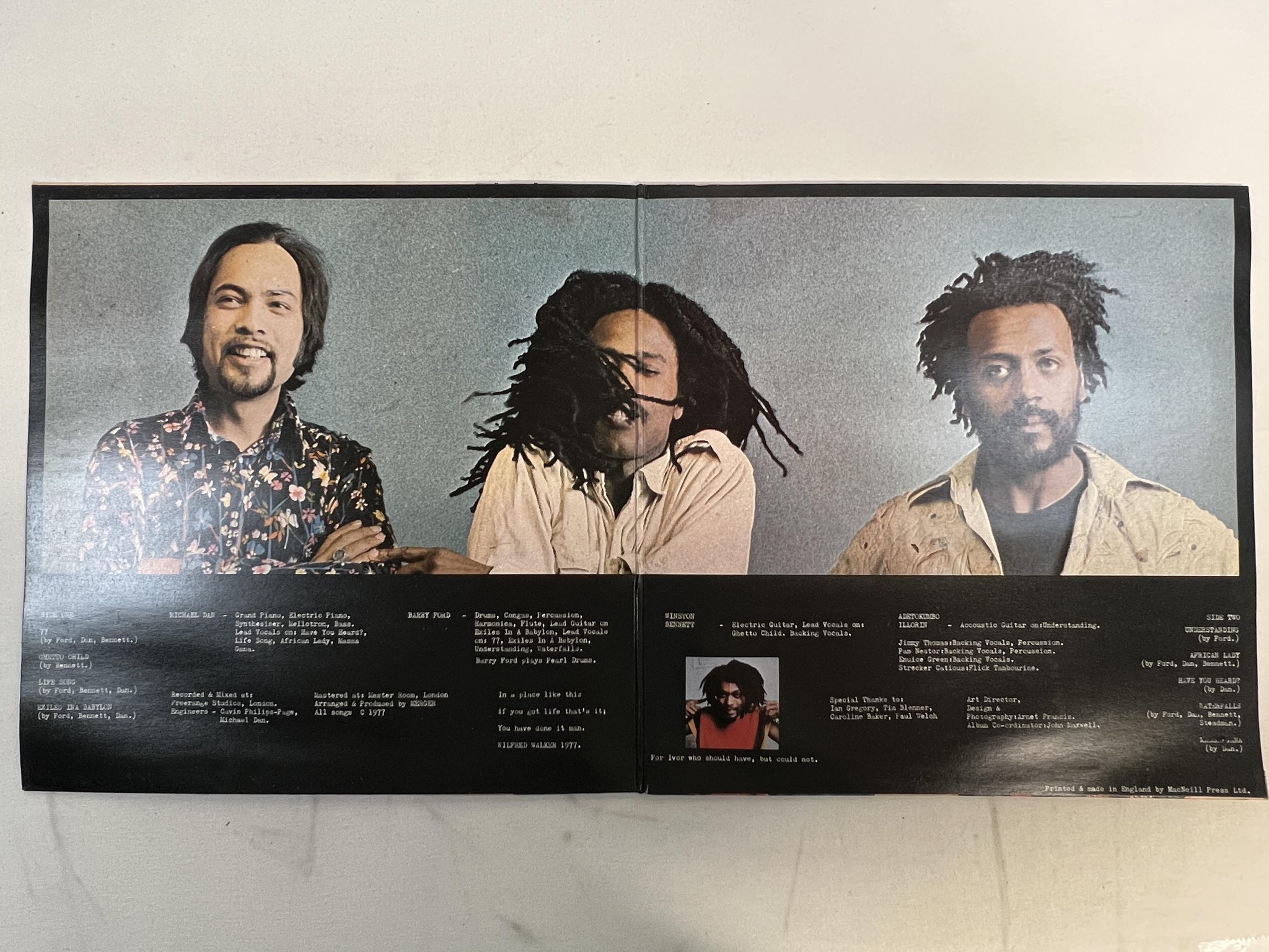 Omslagsbild för skivan MERGER exiles ina Babylon LP -77 UK SUN-STAR MUZIK CO. SUN 1001