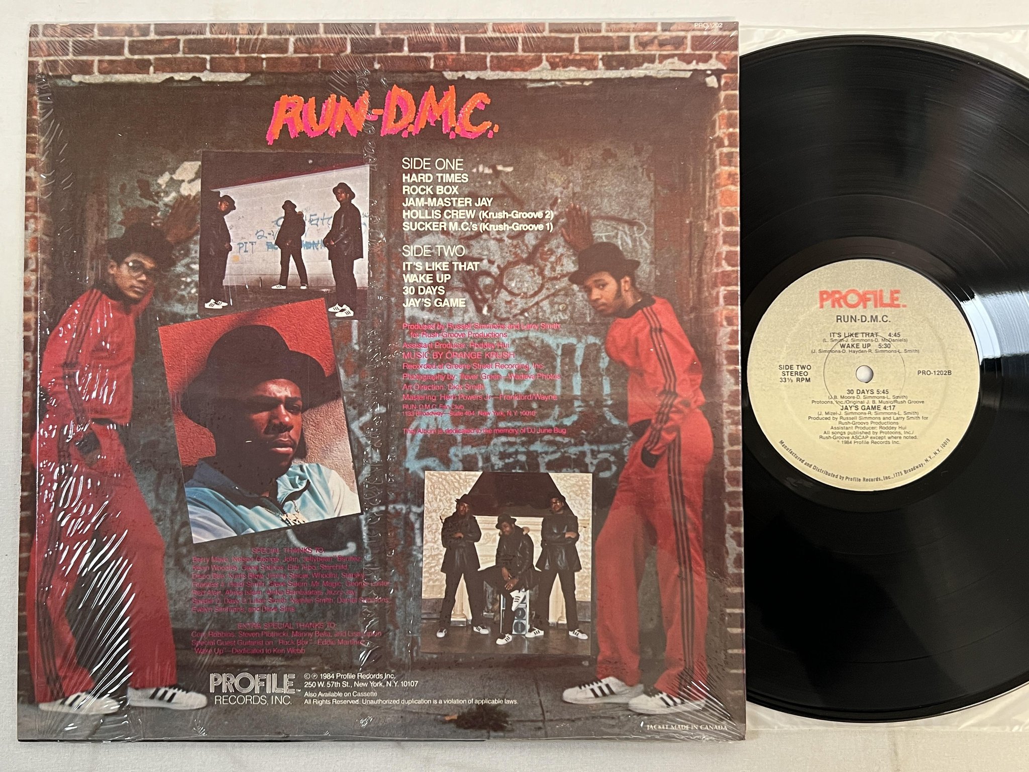 Omslagsbild för skivan RUN DMC s/t LP -84 US PROFILE PRO 1202 ** HUGE RAP CLASSIC **
