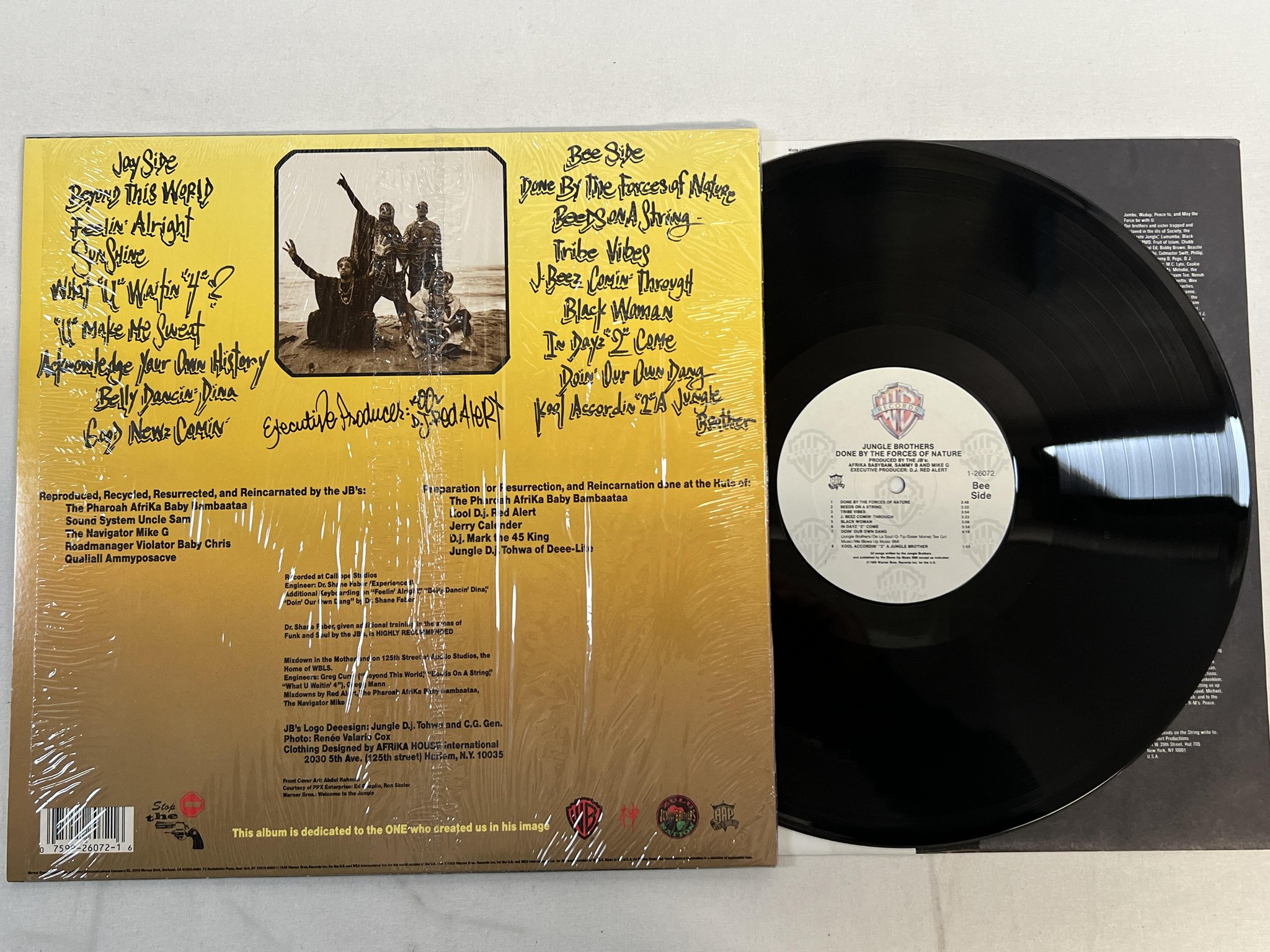 Omslagsbild för skivan JUNGLE BROTHERS done by the forces of nature LP -89 US WARNER BROS 9 26072-1