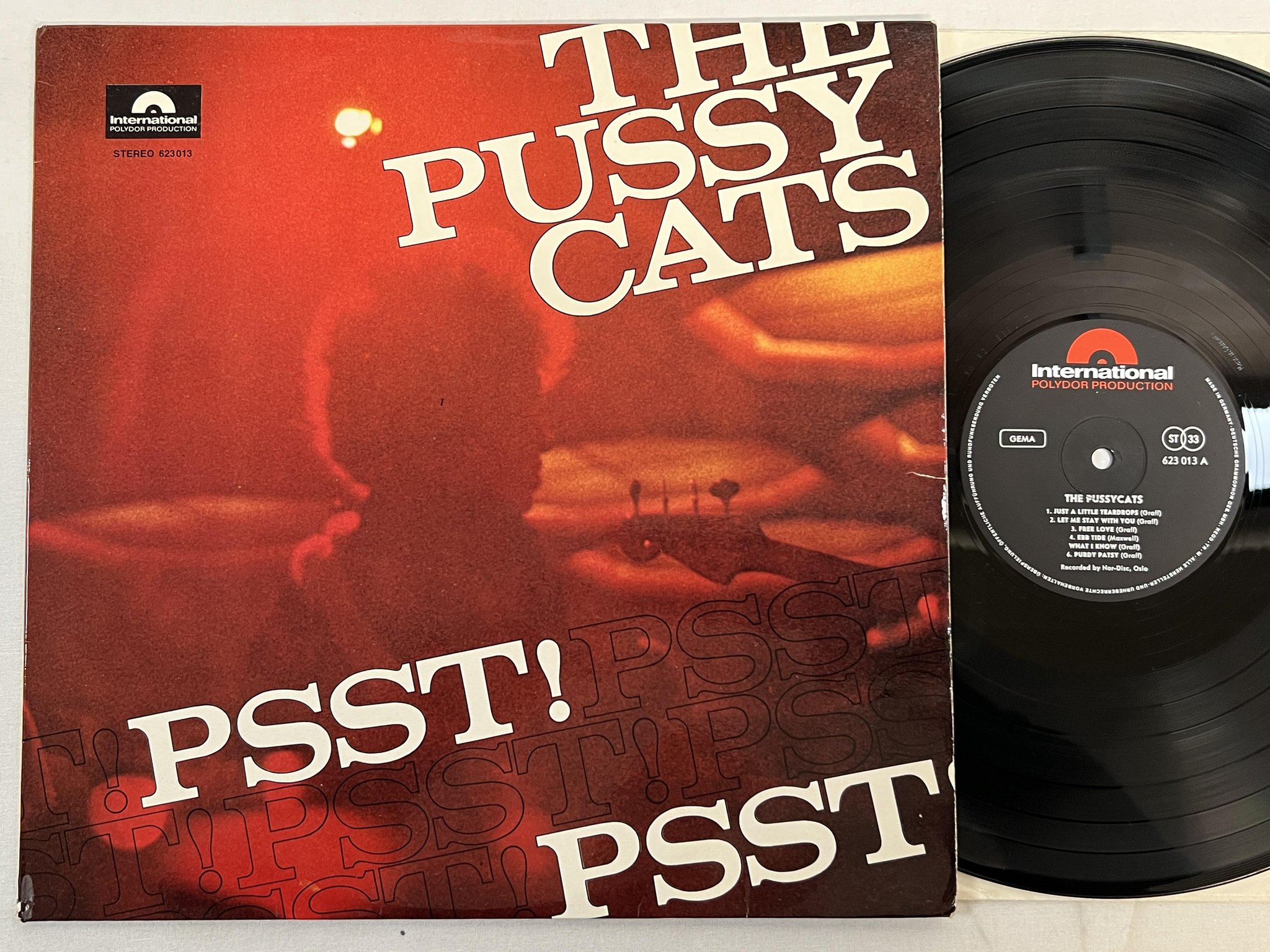 Omslagsbild för skivan THE PUSSYCATS psst! psst! LP -66 Ger INTERNATIONAL POLYDOR 623 013 rare beat
