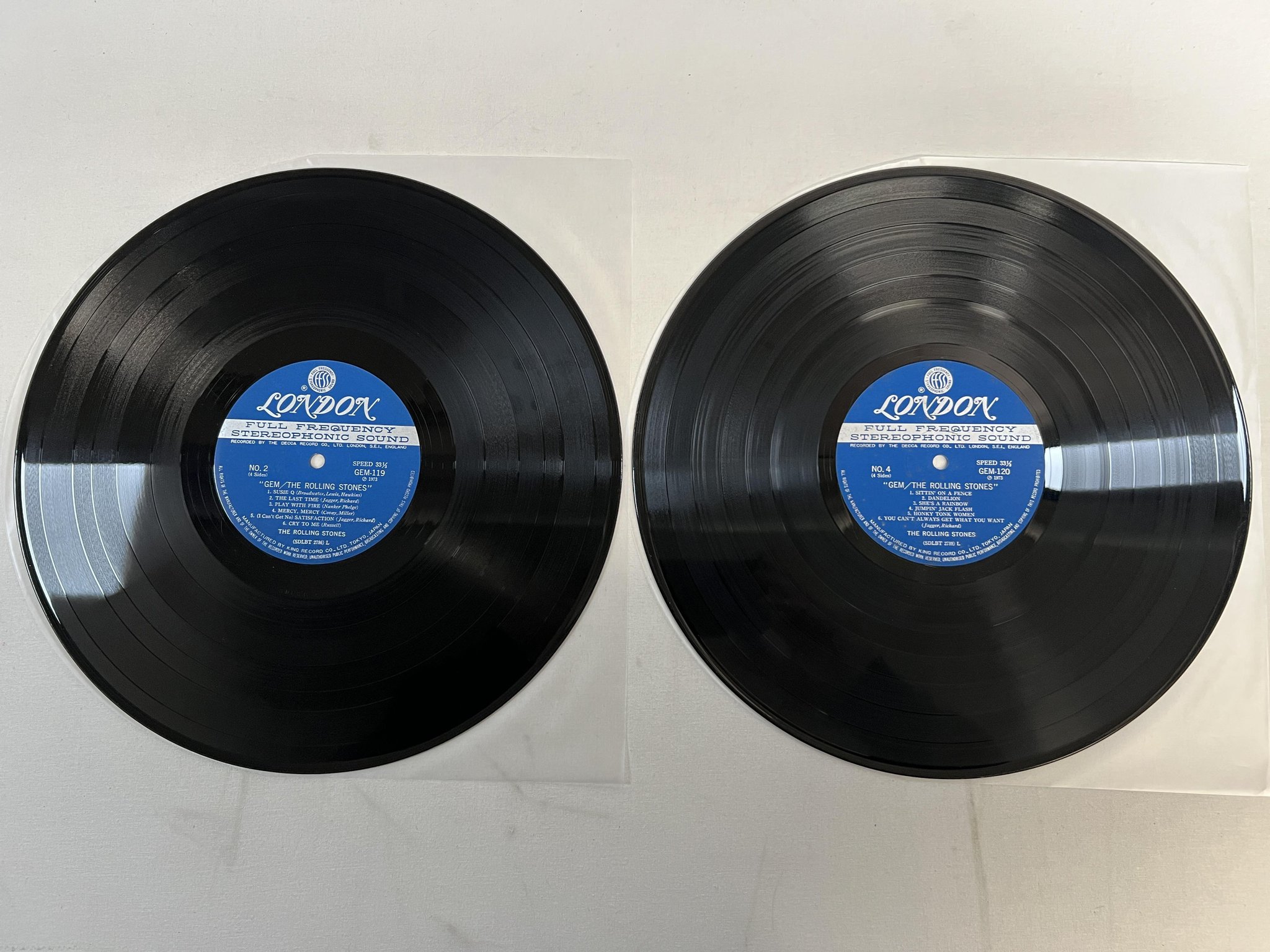 Omslagsbild för skivan THE ROLLING STONES s/t 2xLP -73 Japan LONDON GEM-119/120