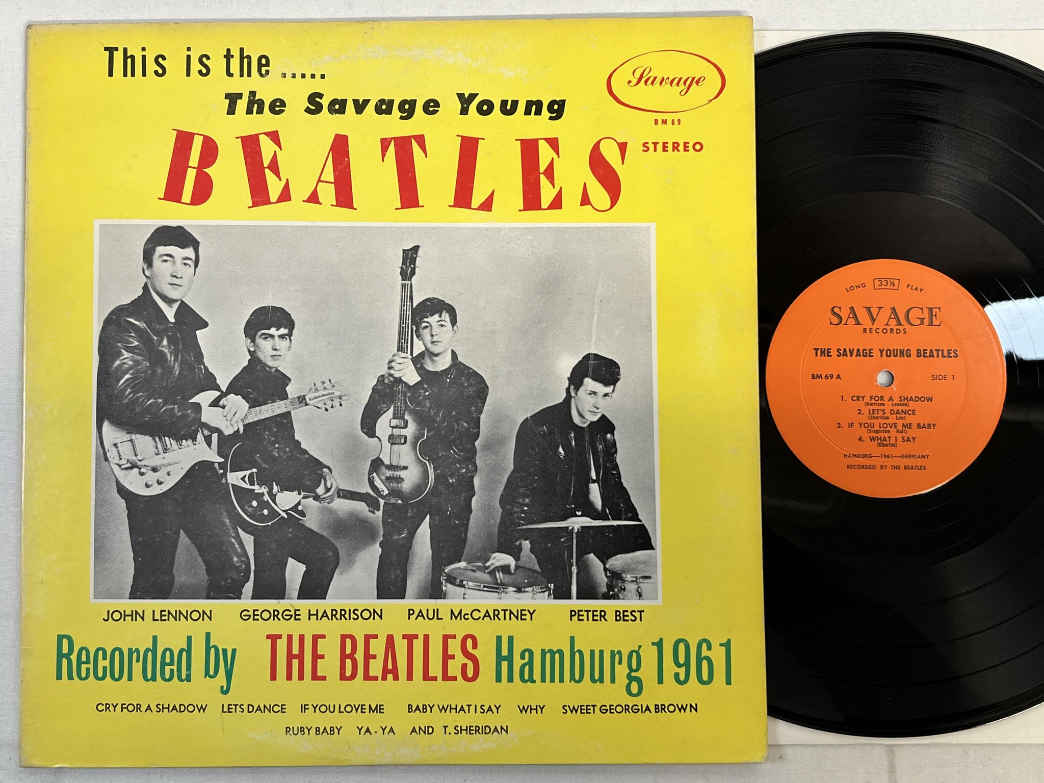 Omslagsbild för skivan THE BEATLES the savage young Beatles LP SAVAGE BM 69 ** RARE **