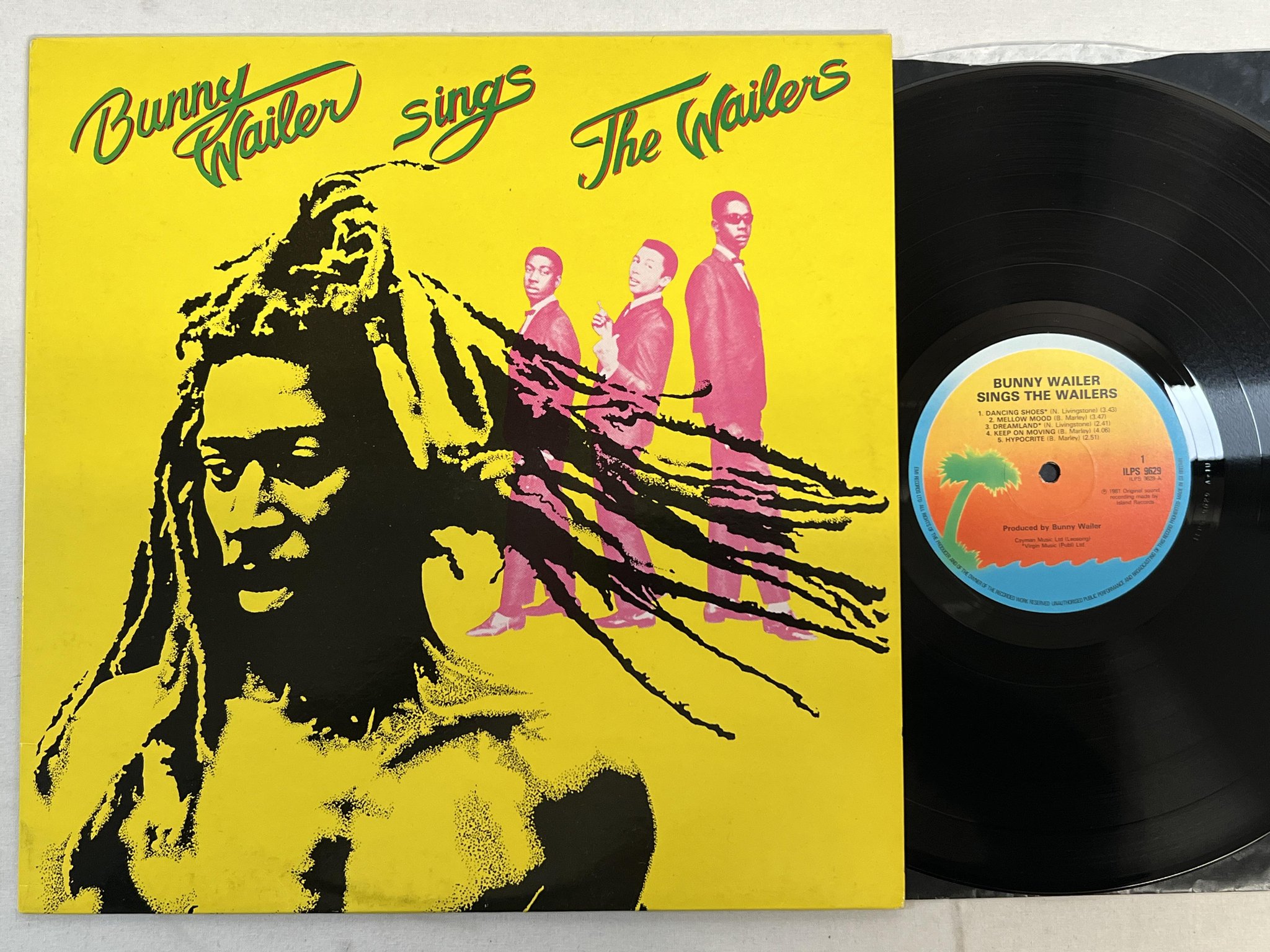 Omslagsbild för skivan BUNNY WAILER sings the wailers LP -81 UK ISLAND ILPS 9629