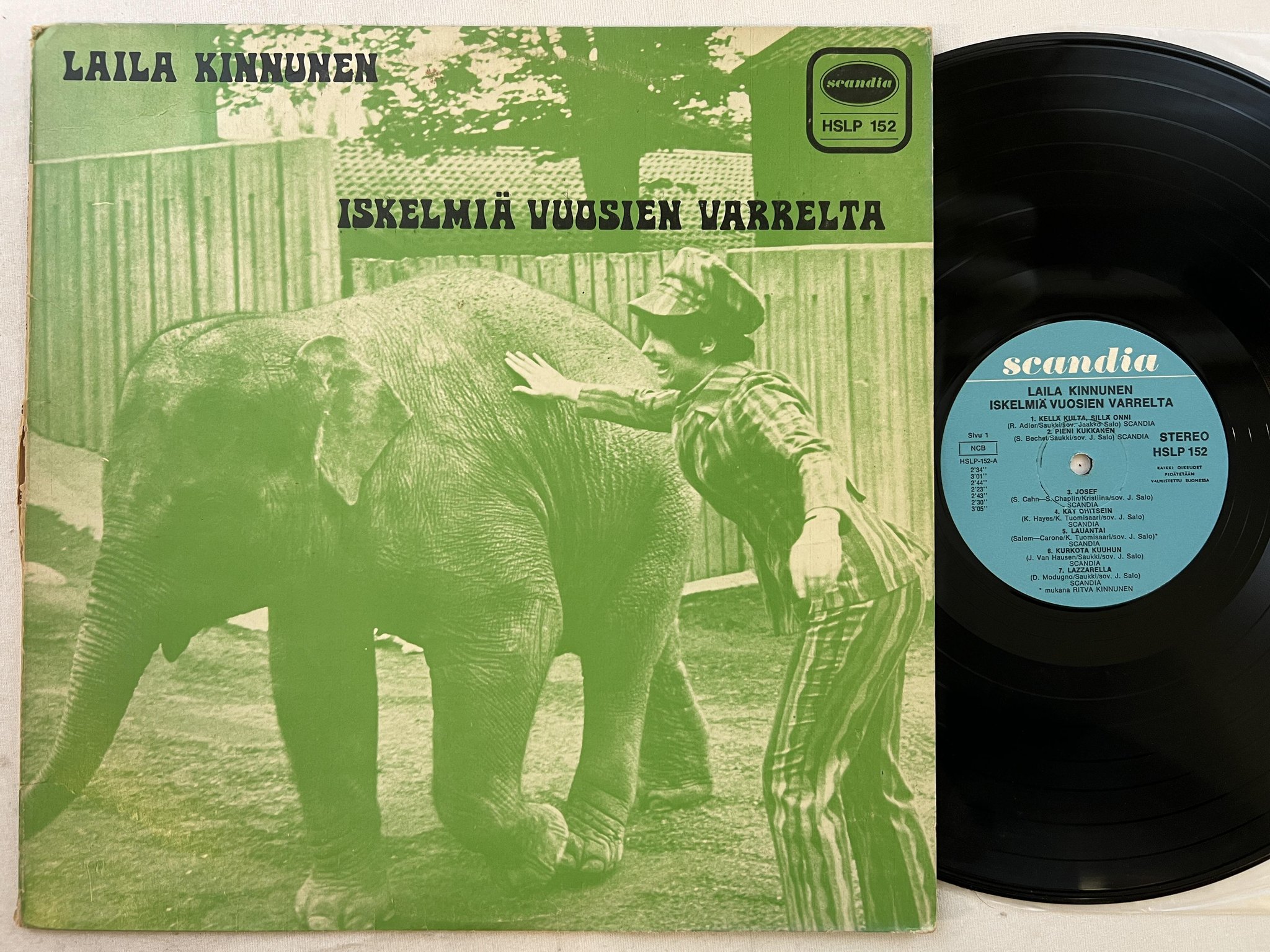 Omslagsbild för skivan LAILA KINNUNEN iskelmiä vuosien varrelta LP -74 Fin SCANDIA HSLP 152